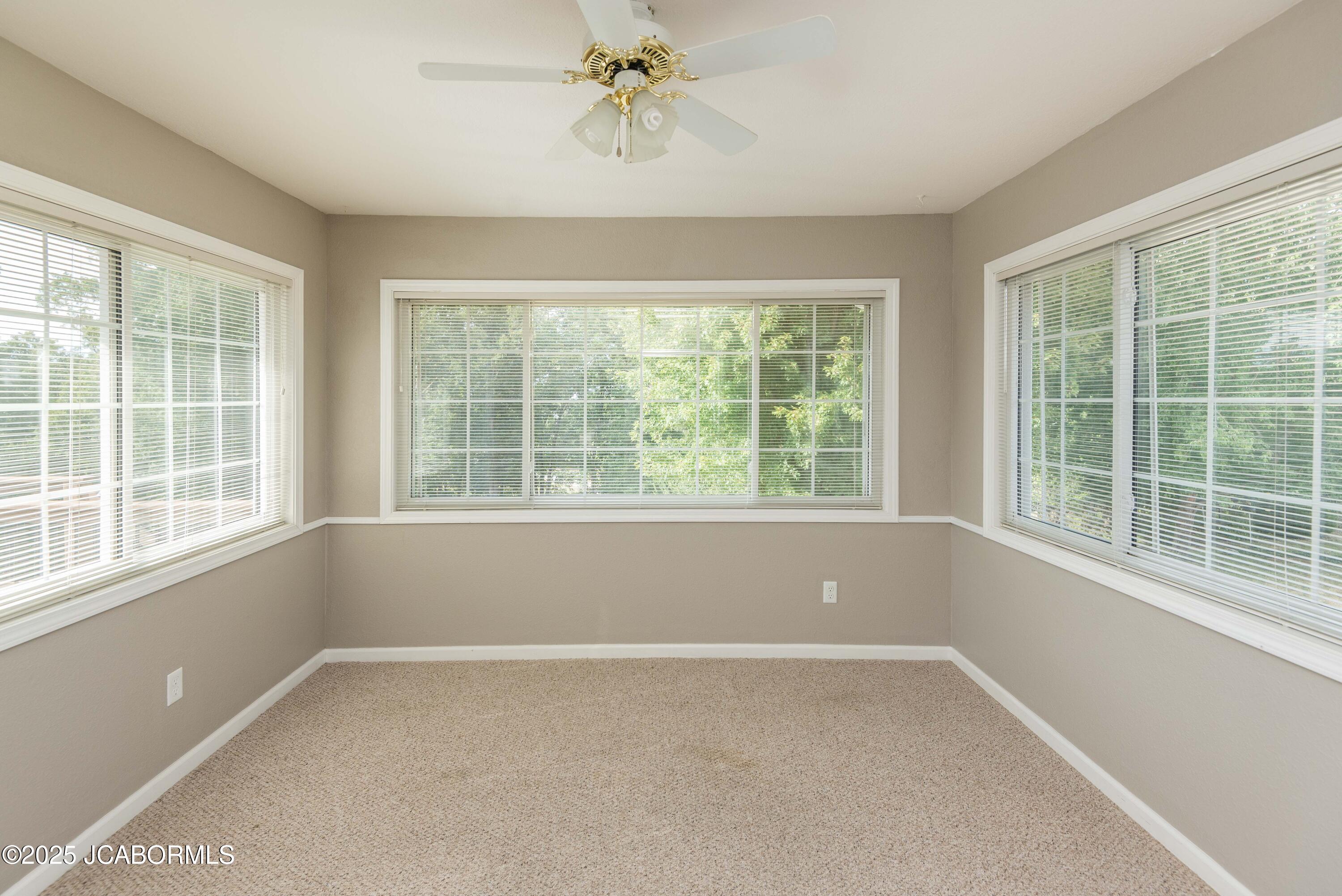 1251 DUANE SWIFT PARKWAY Unit: B