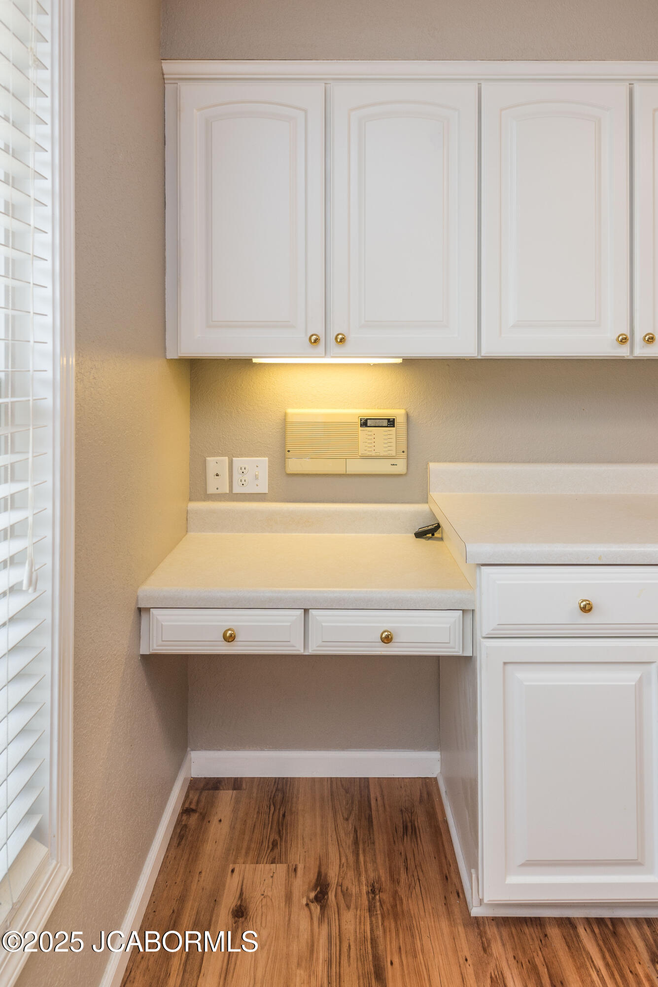 1251 DUANE SWIFT PARKWAY Unit: B