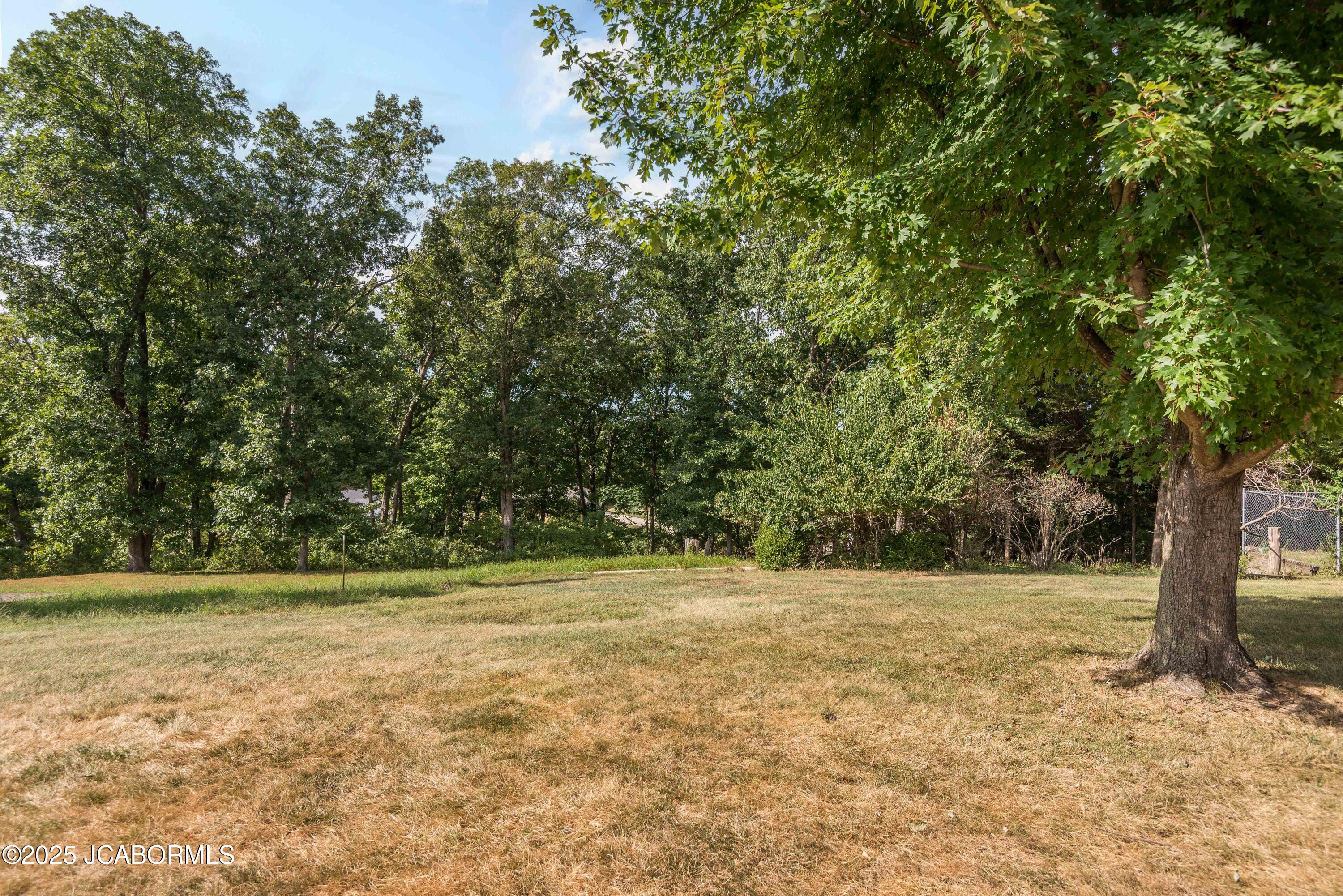 1251 DUANE SWIFT PARKWAY Unit: B