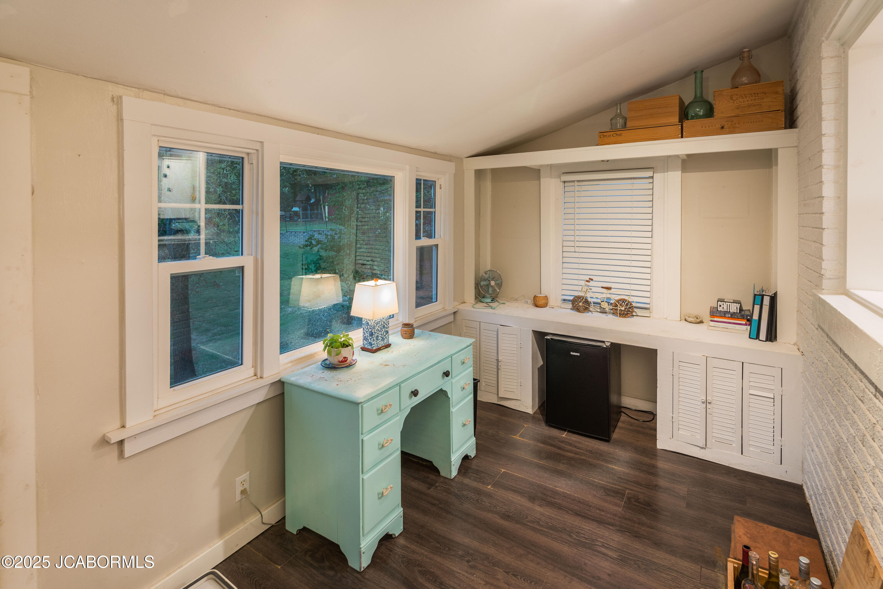 1306 MORELAND AVENUE