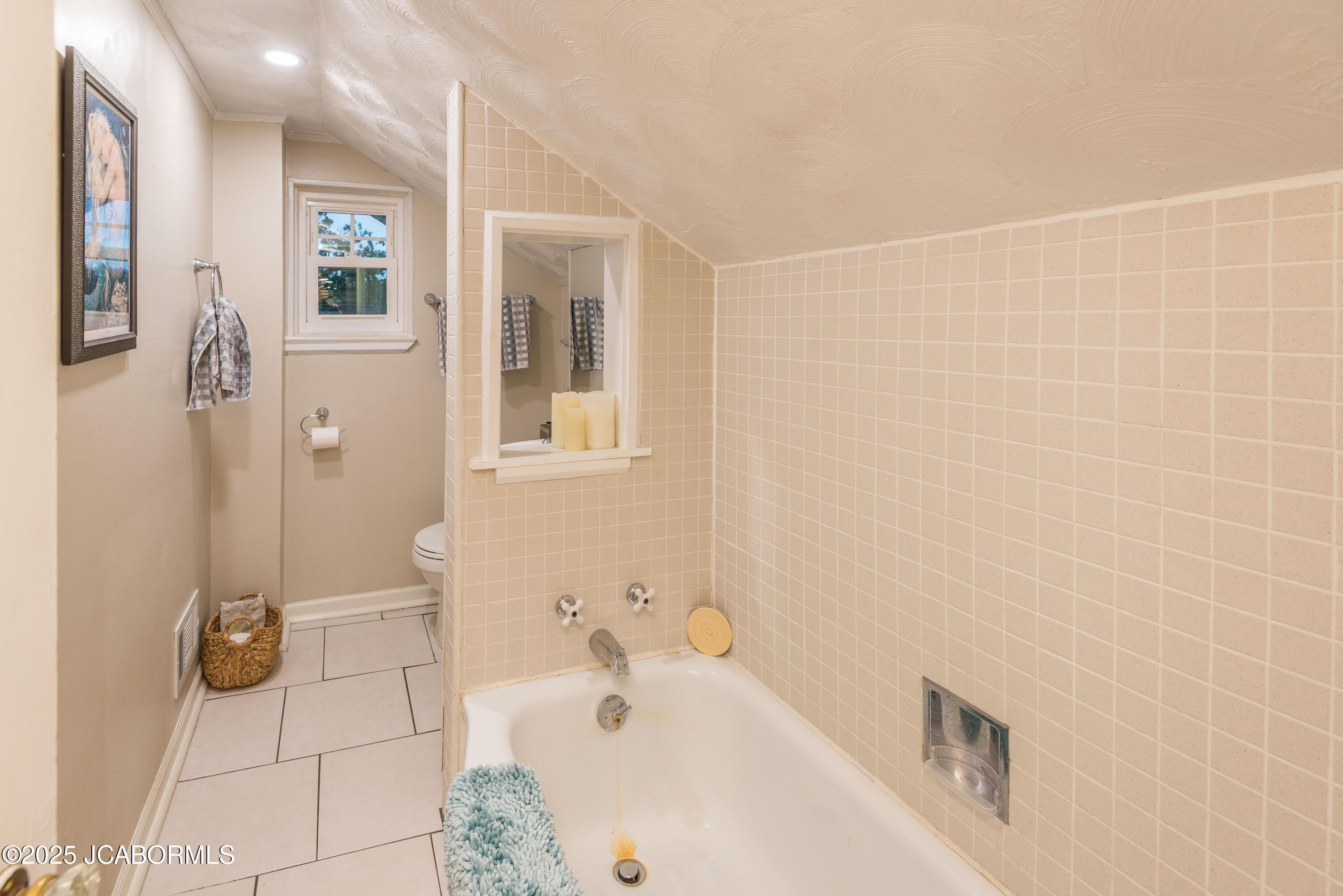 1306 MORELAND AVENUE