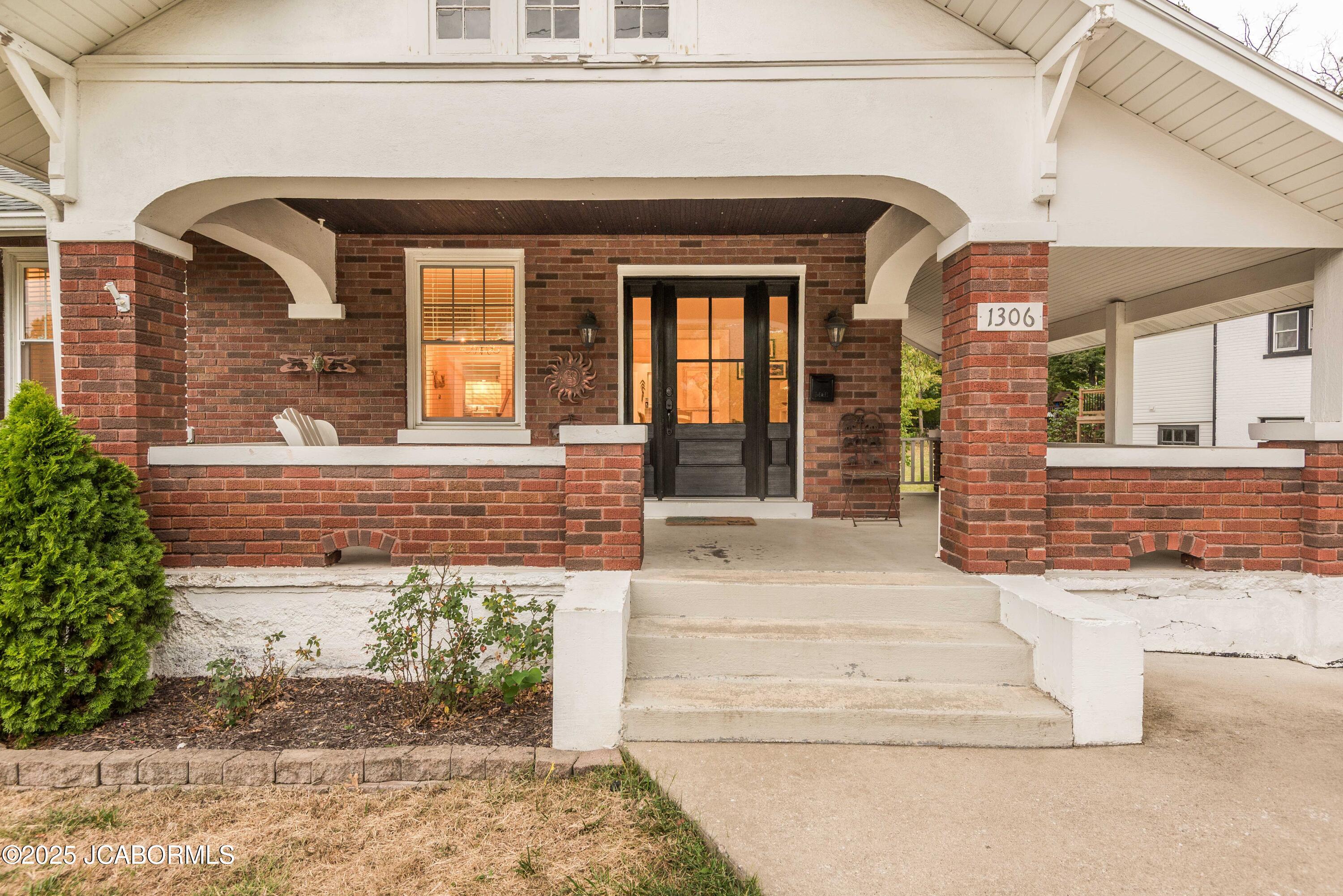 1306 MORELAND AVENUE