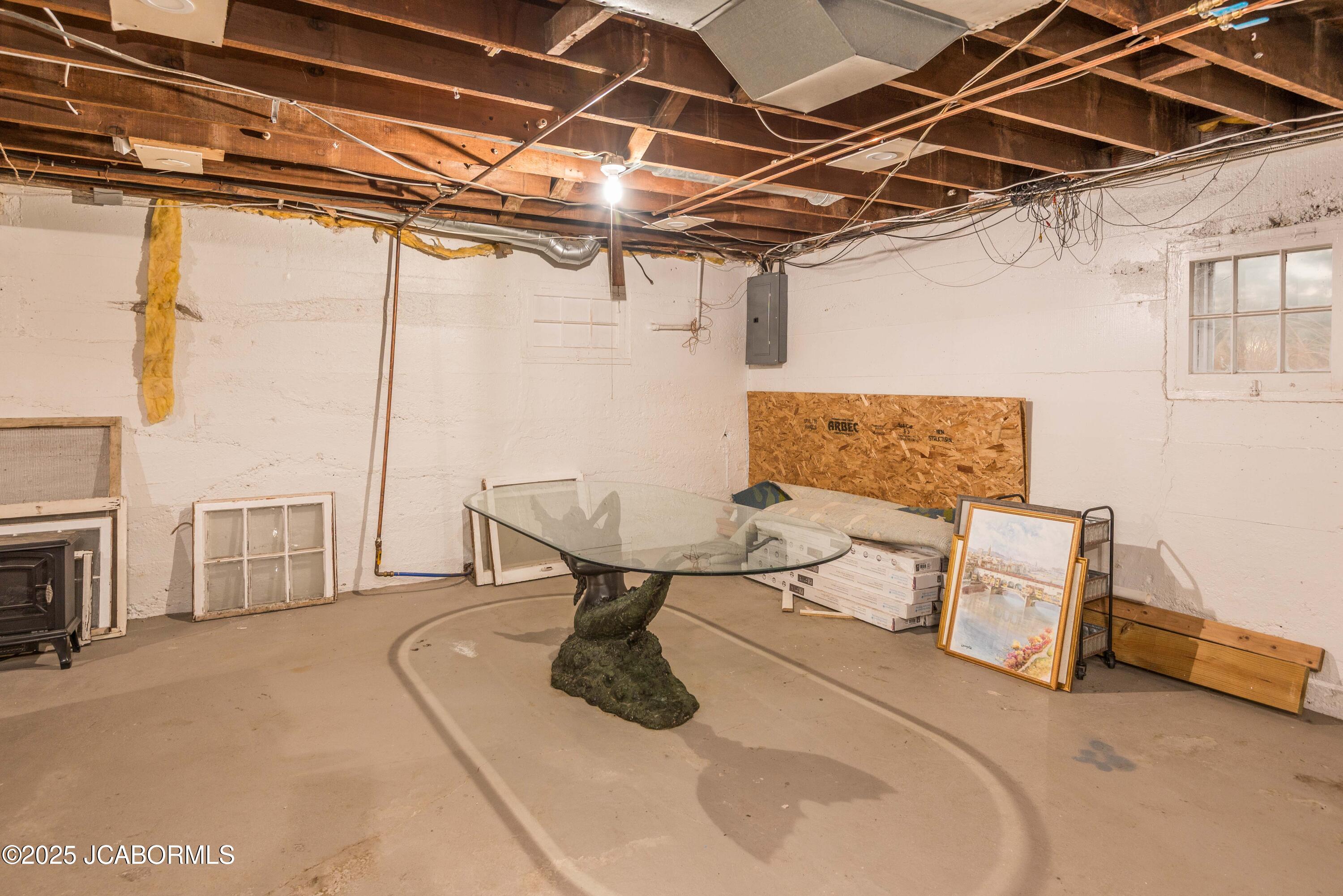 1306 MORELAND AVENUE