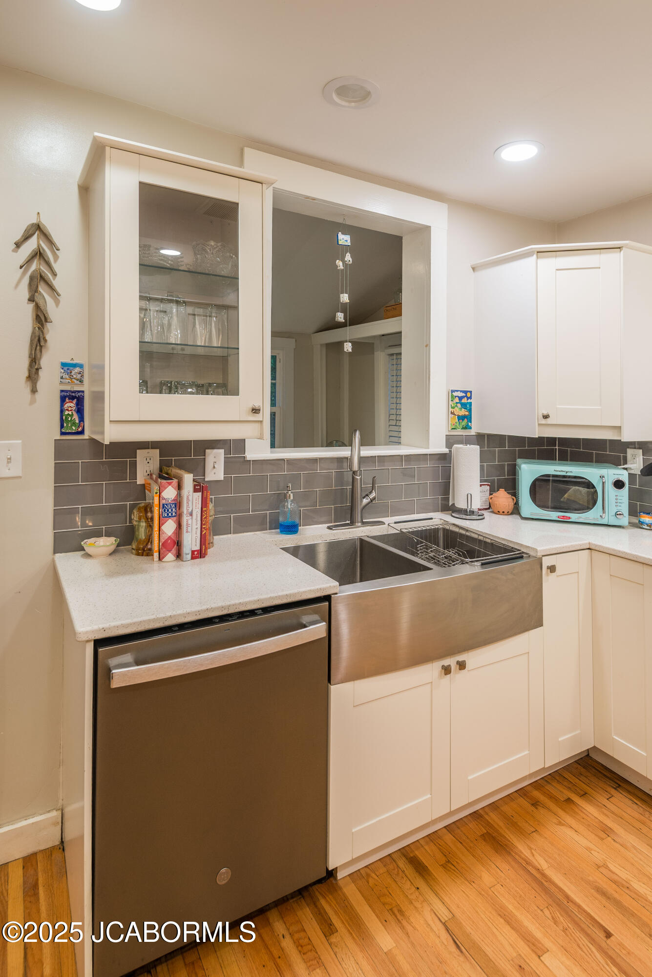 1306 MORELAND AVENUE