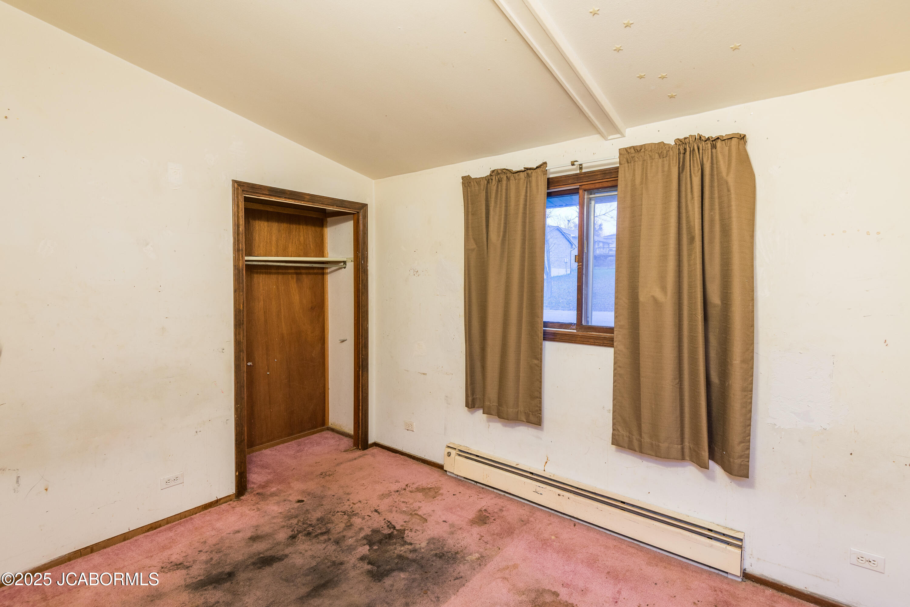 118 VALLEY VIEW DRIVE