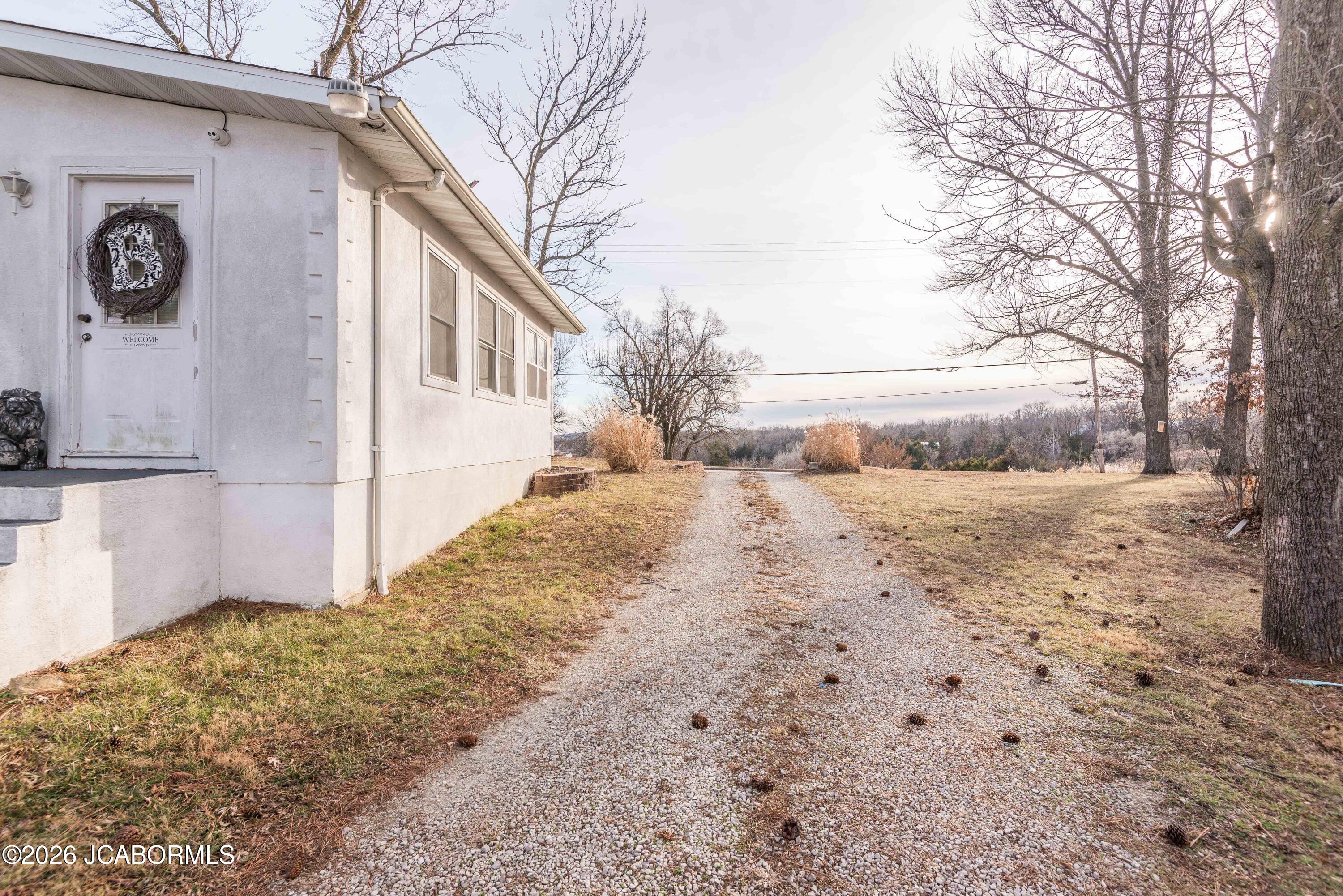 2922 S TEN MILE DRIVE