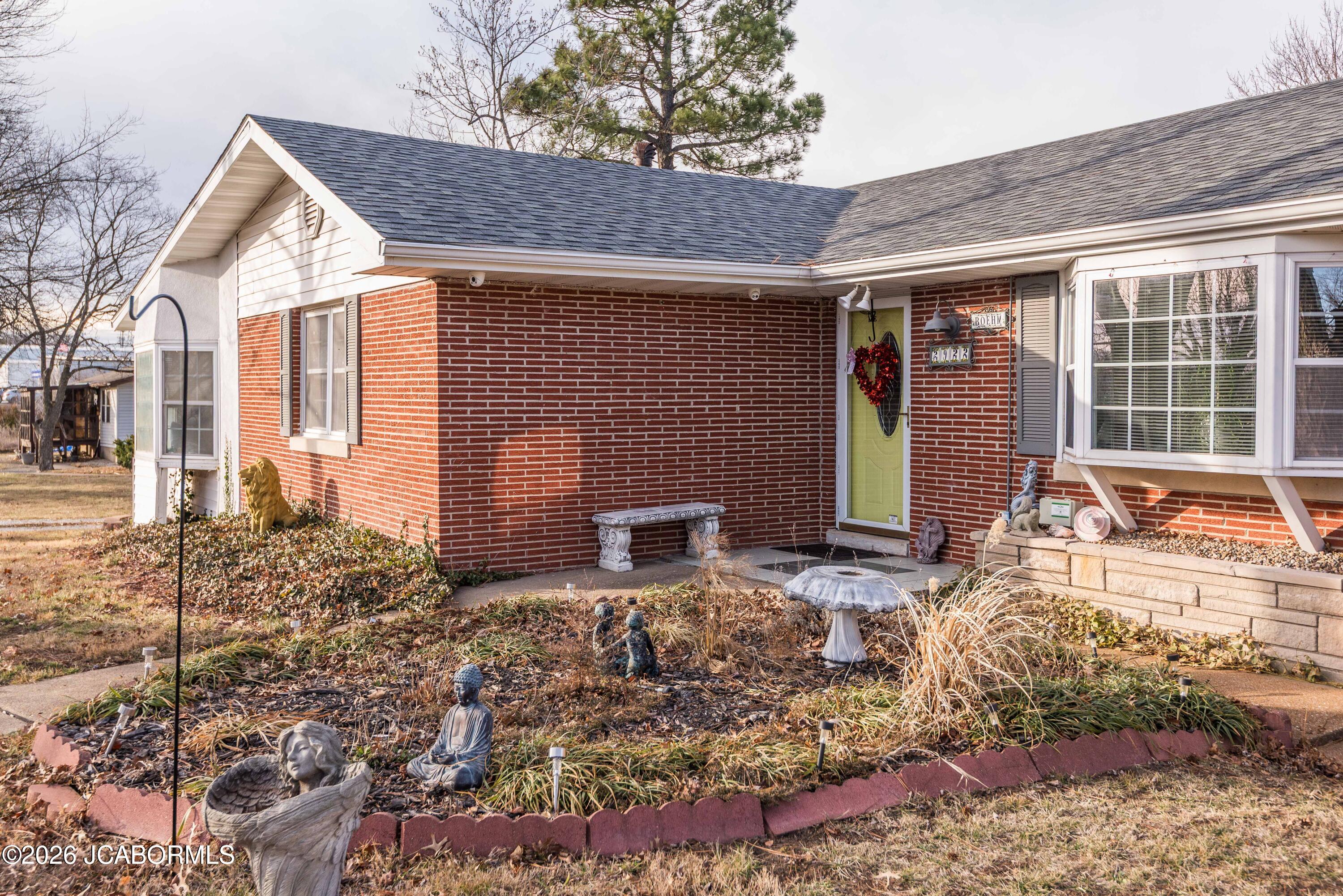 2922 S TEN MILE DRIVE