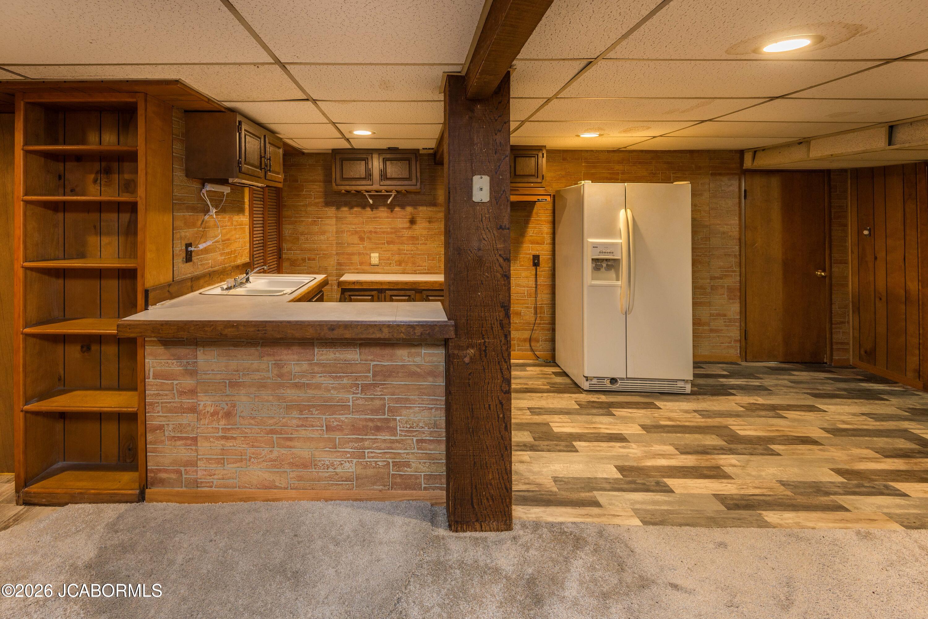 2922 S TEN MILE DRIVE