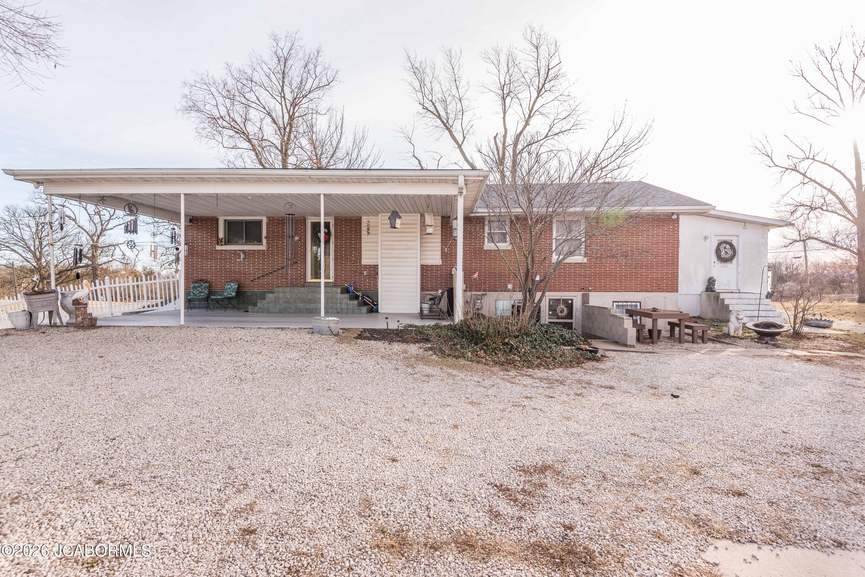 2922 S TEN MILE DRIVE