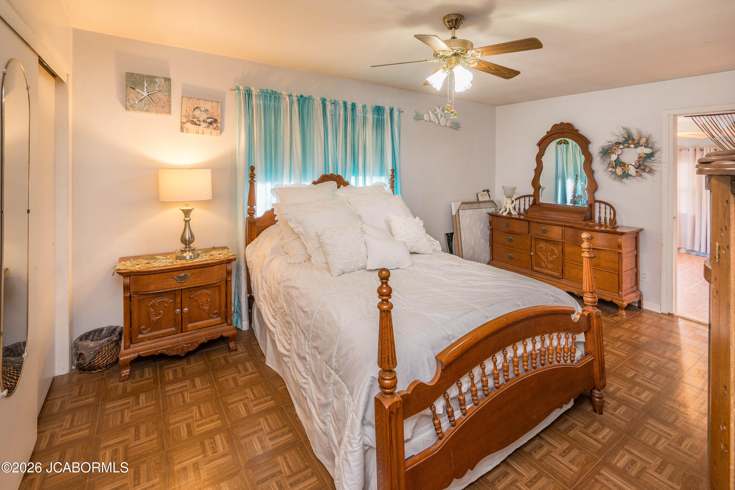 2922 S TEN MILE DRIVE