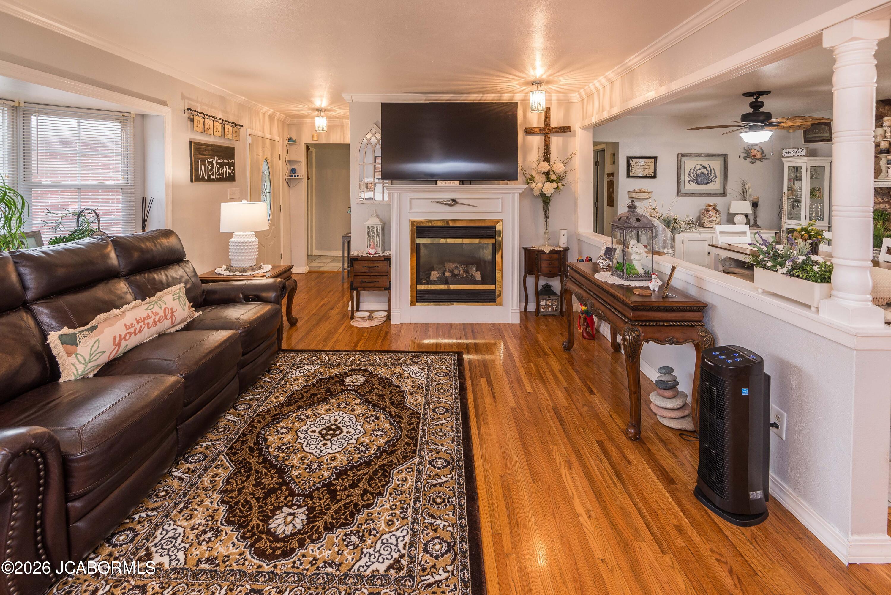 2922 S TEN MILE DRIVE