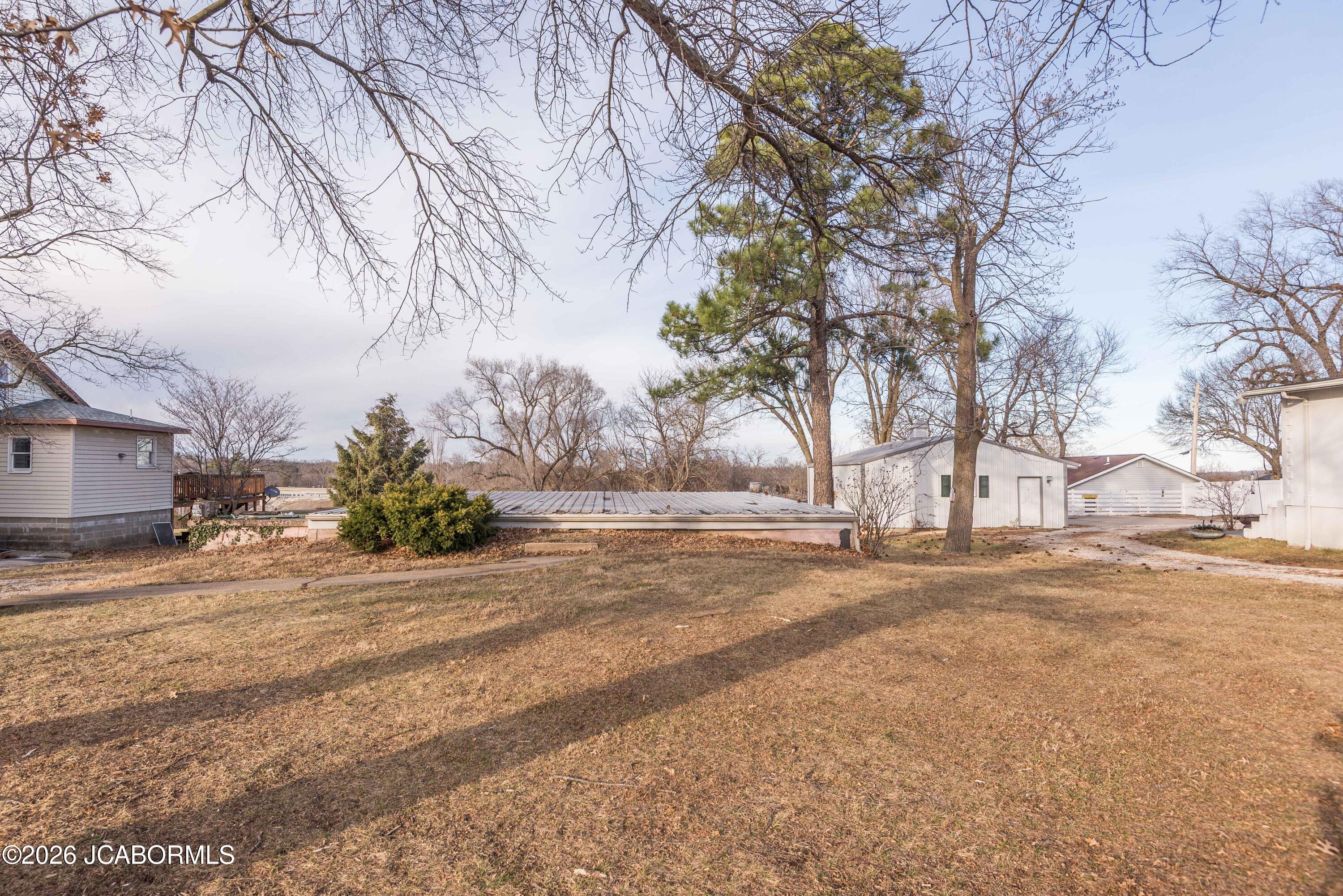 2922 S TEN MILE DRIVE