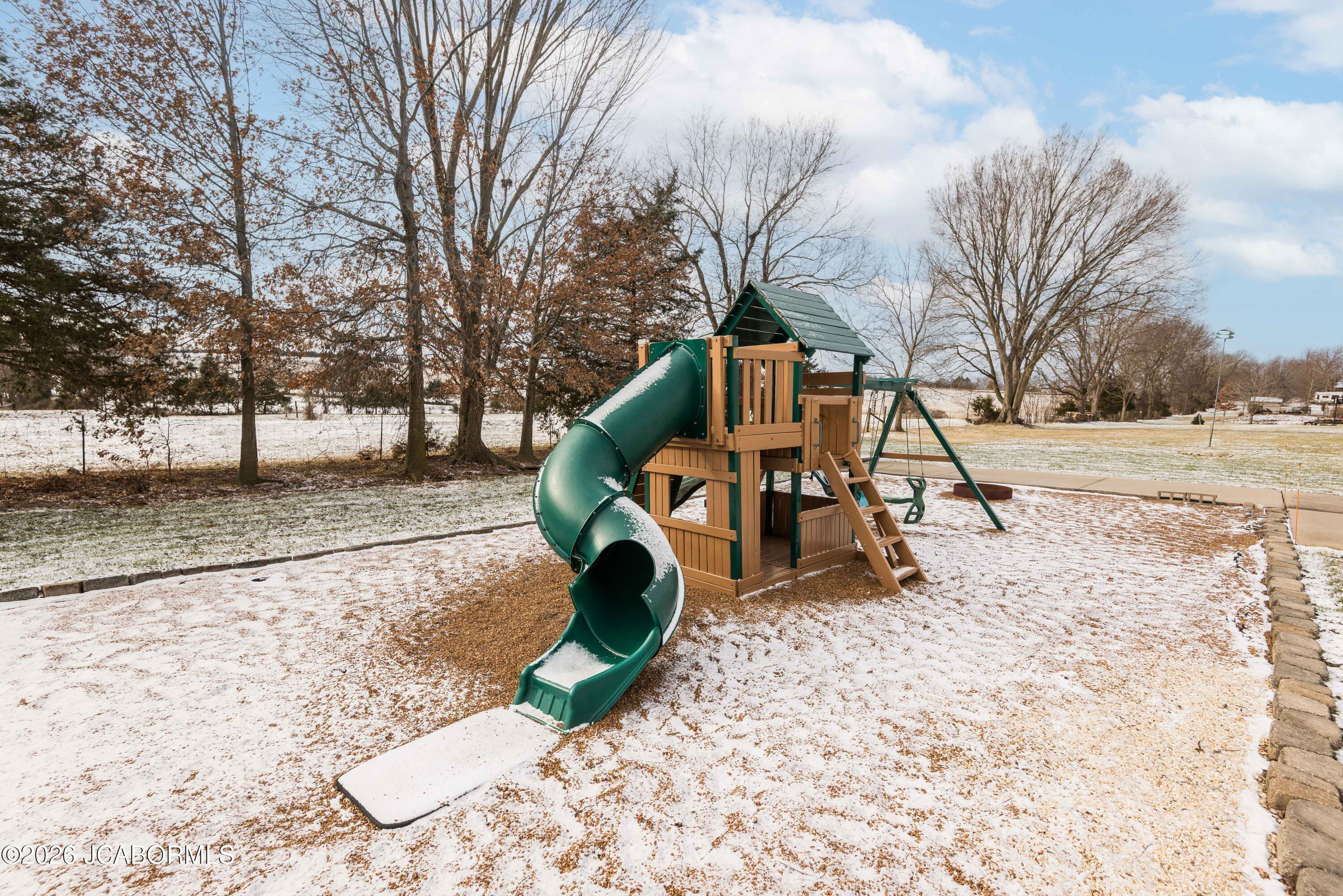 1512 GRANDVALLEY DRIVE