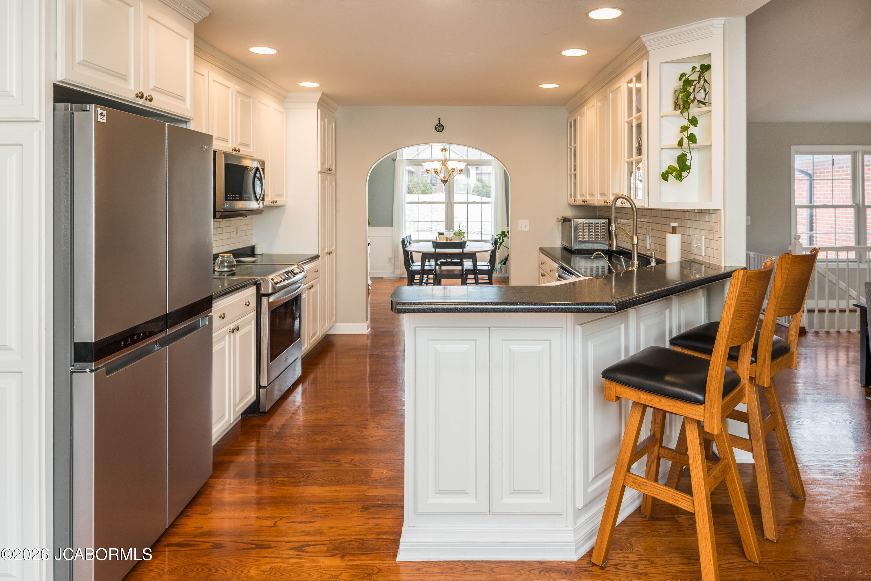 1512 GRANDVALLEY DRIVE