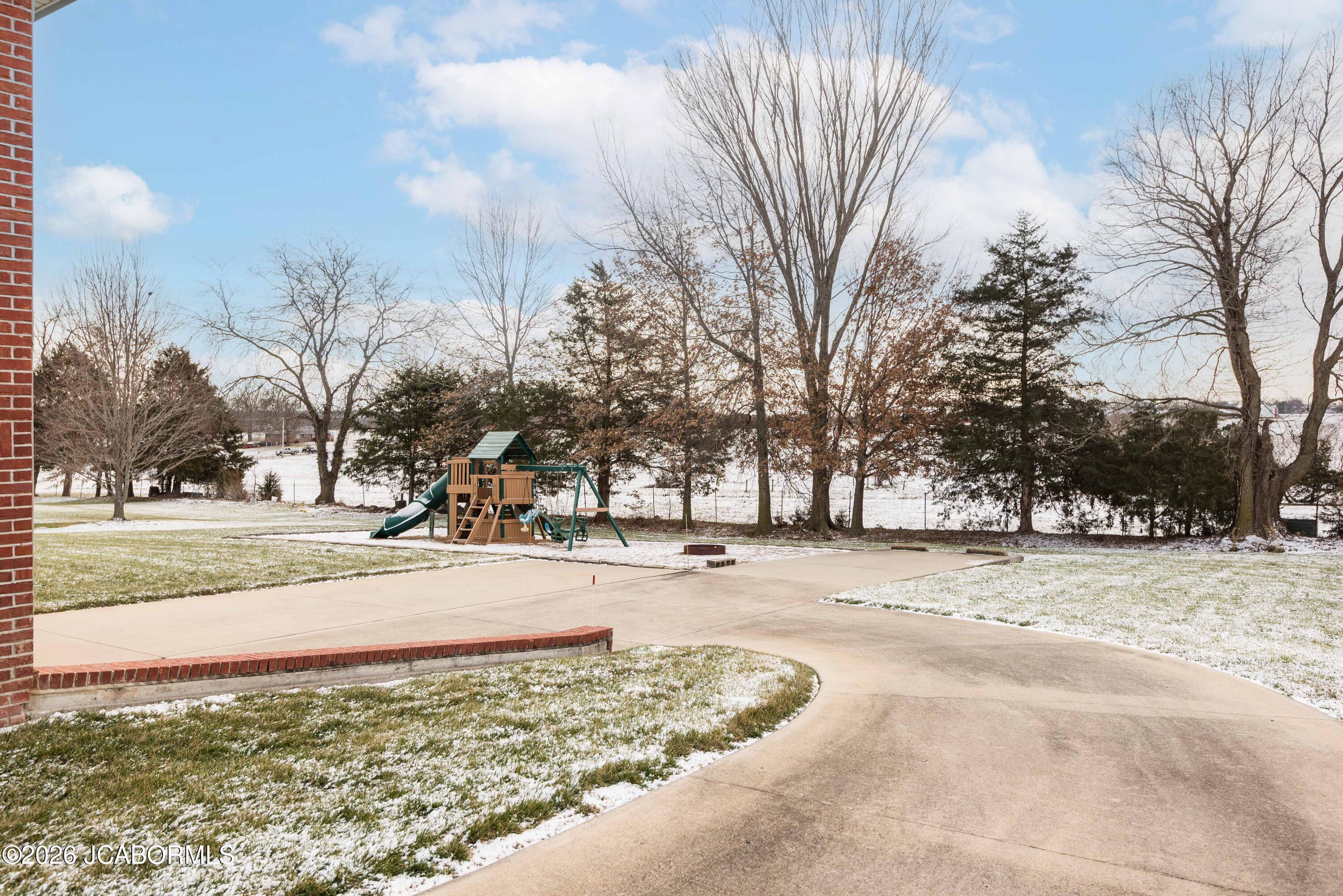 1512 GRANDVALLEY DRIVE