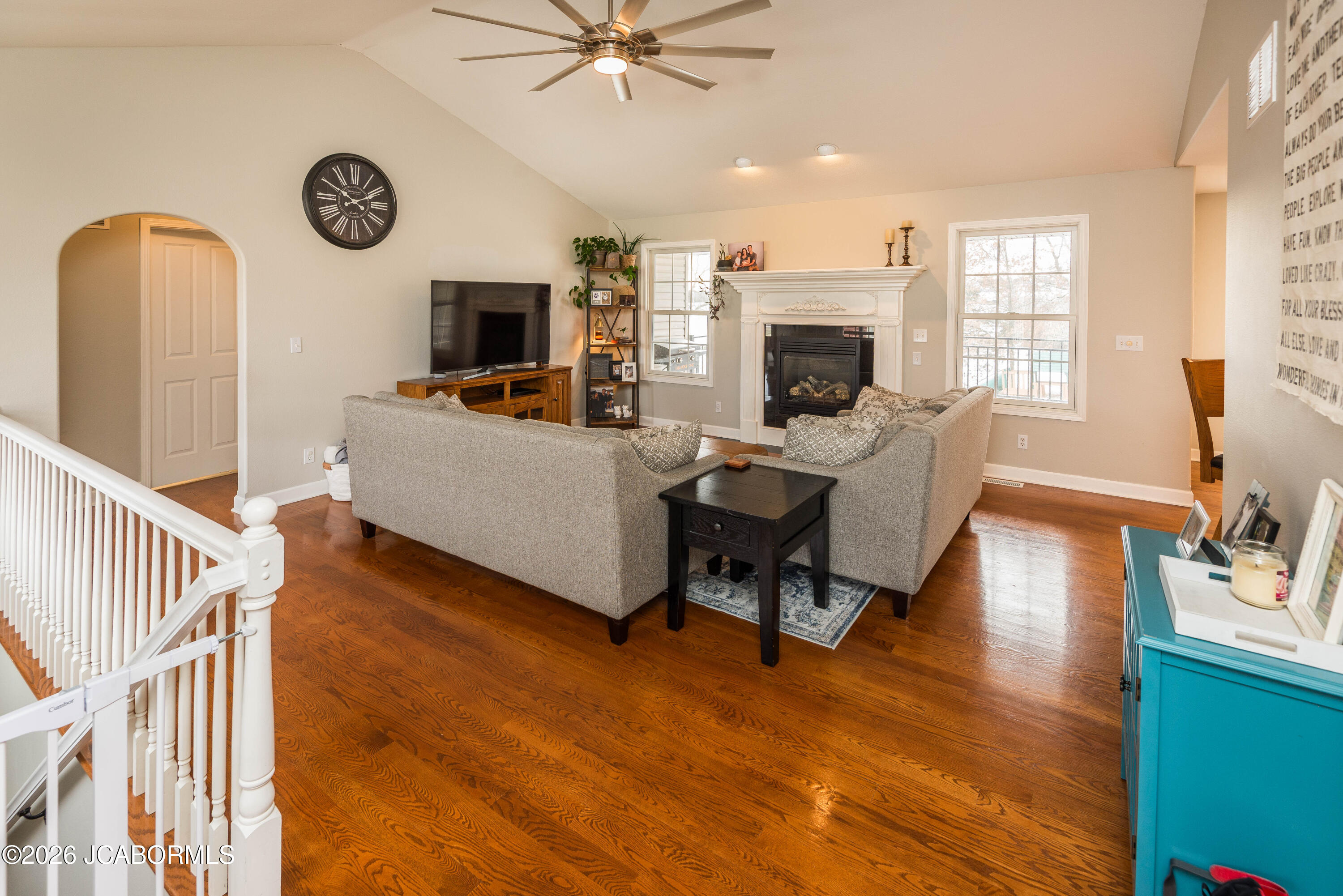 1512 GRANDVALLEY DRIVE