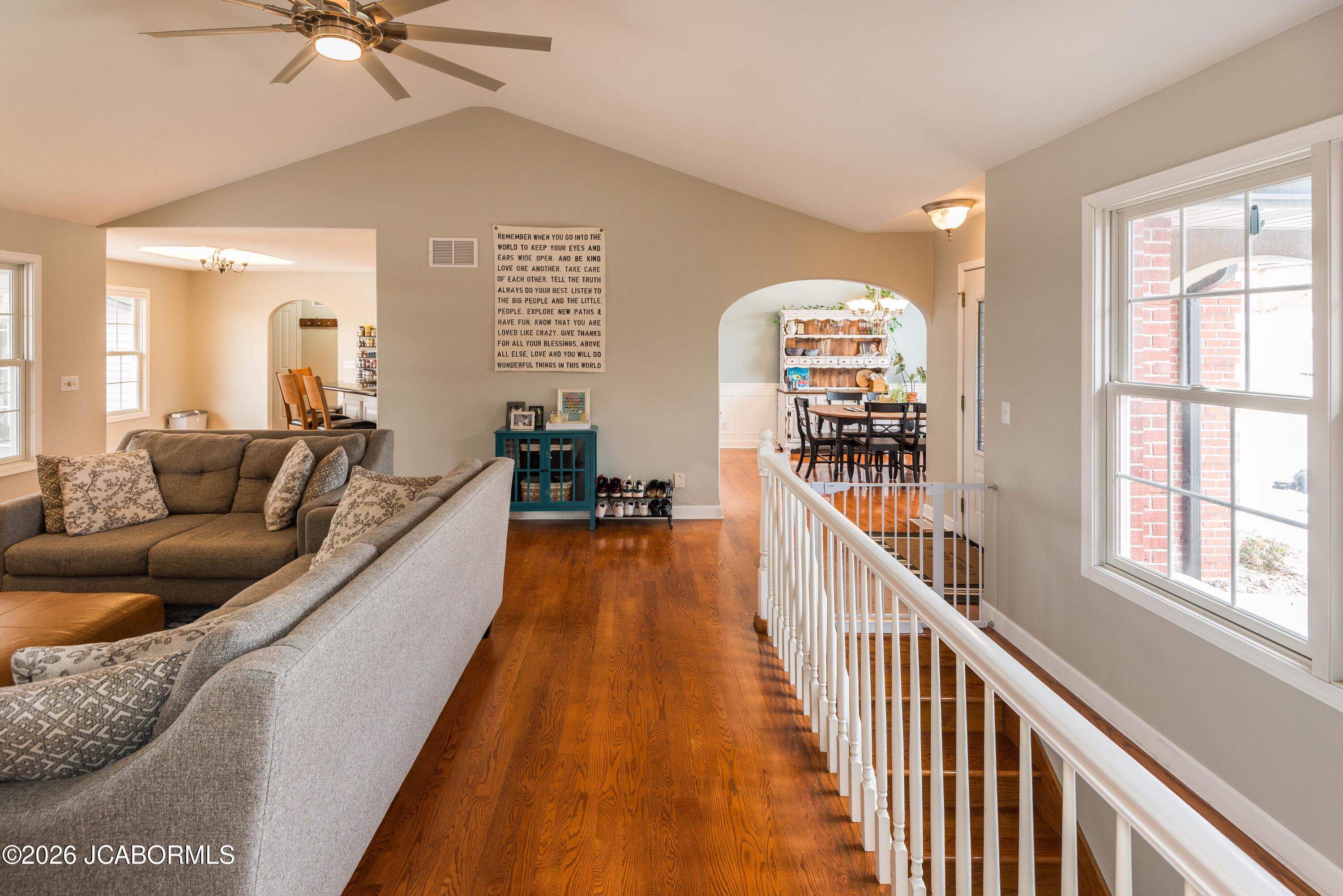 1512 GRANDVALLEY DRIVE