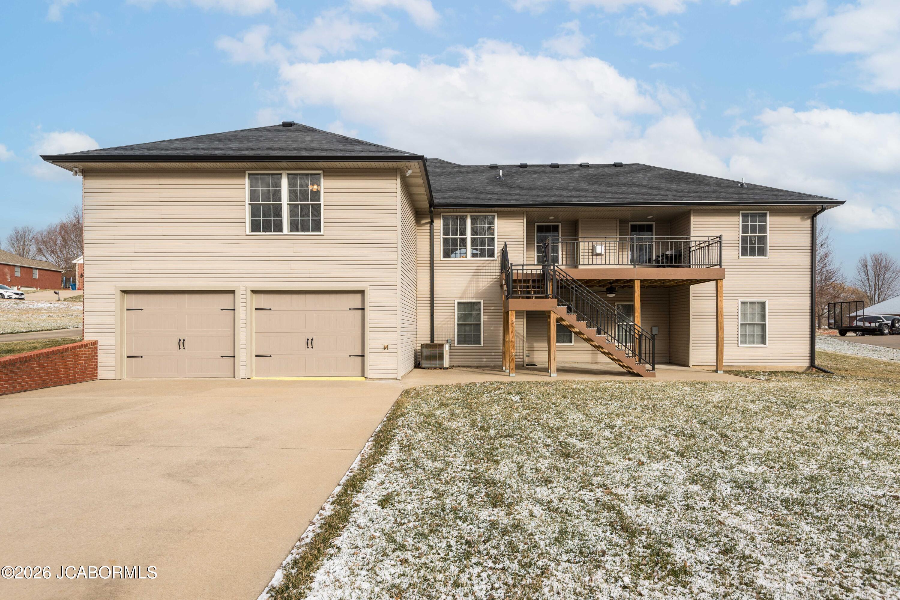 1512 GRANDVALLEY DRIVE