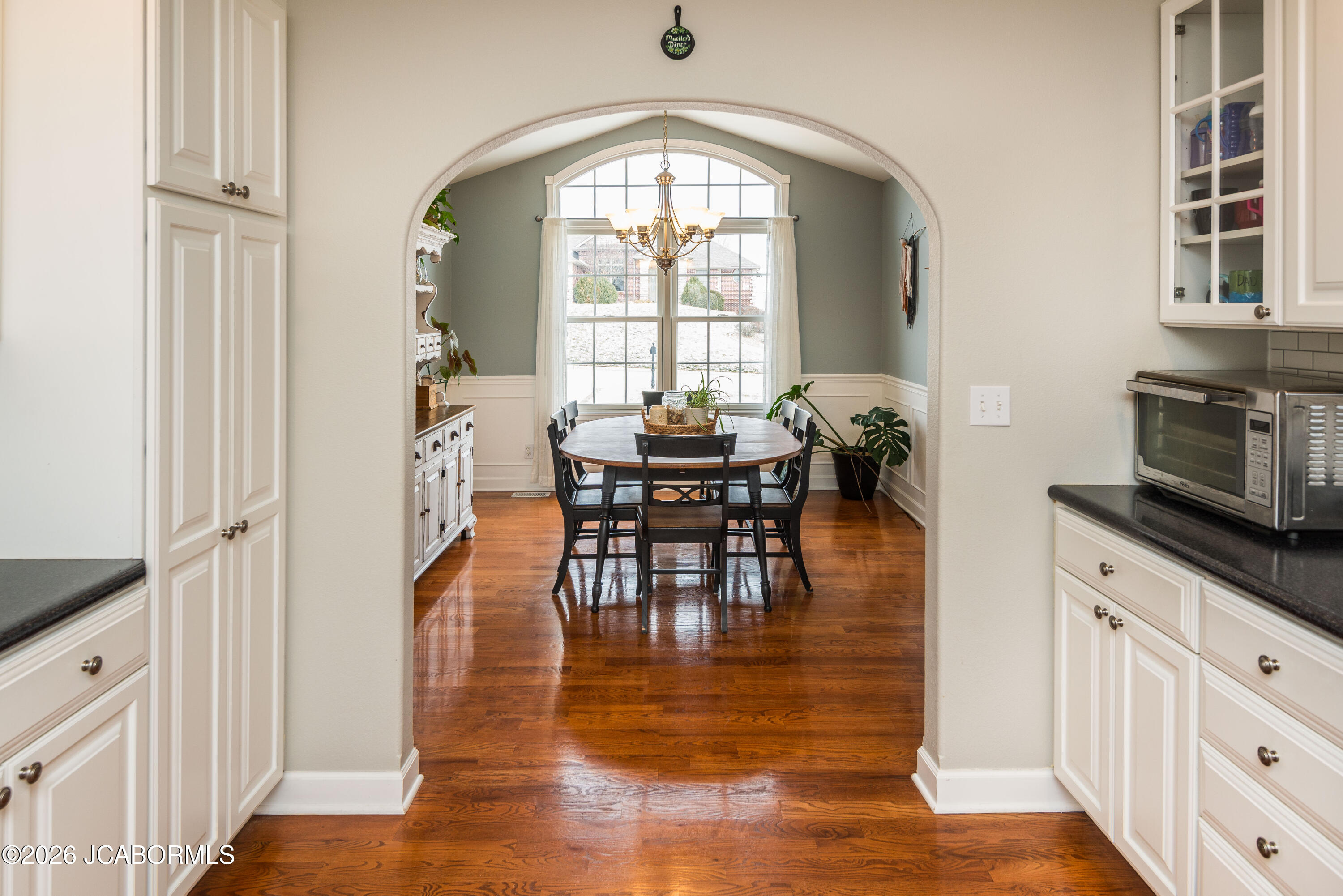 1512 GRANDVALLEY DRIVE