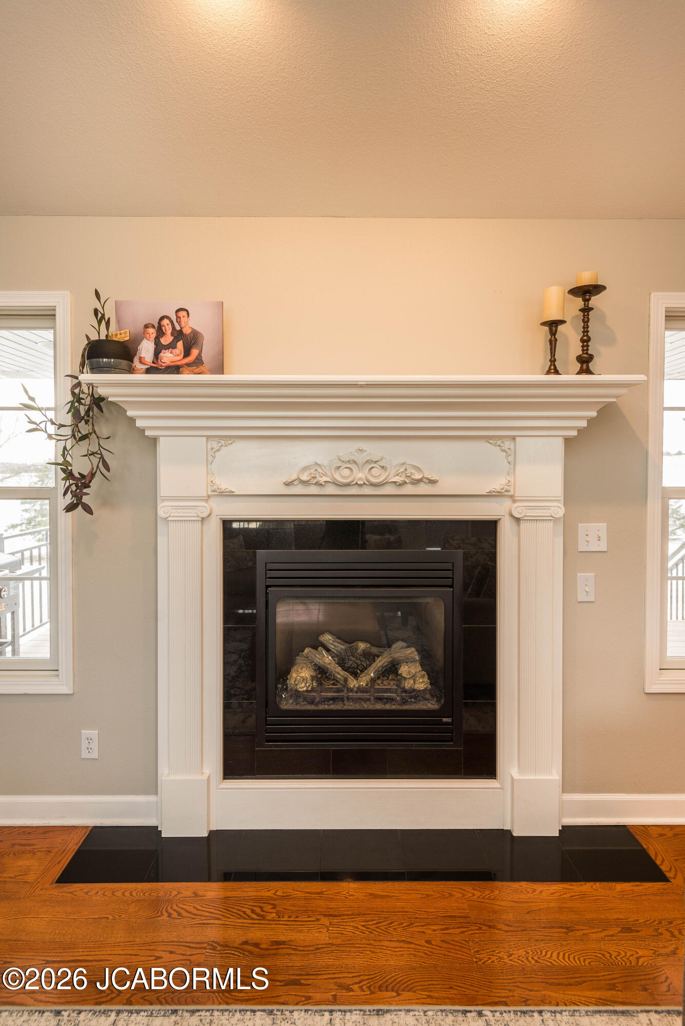 1512 GRANDVALLEY DRIVE