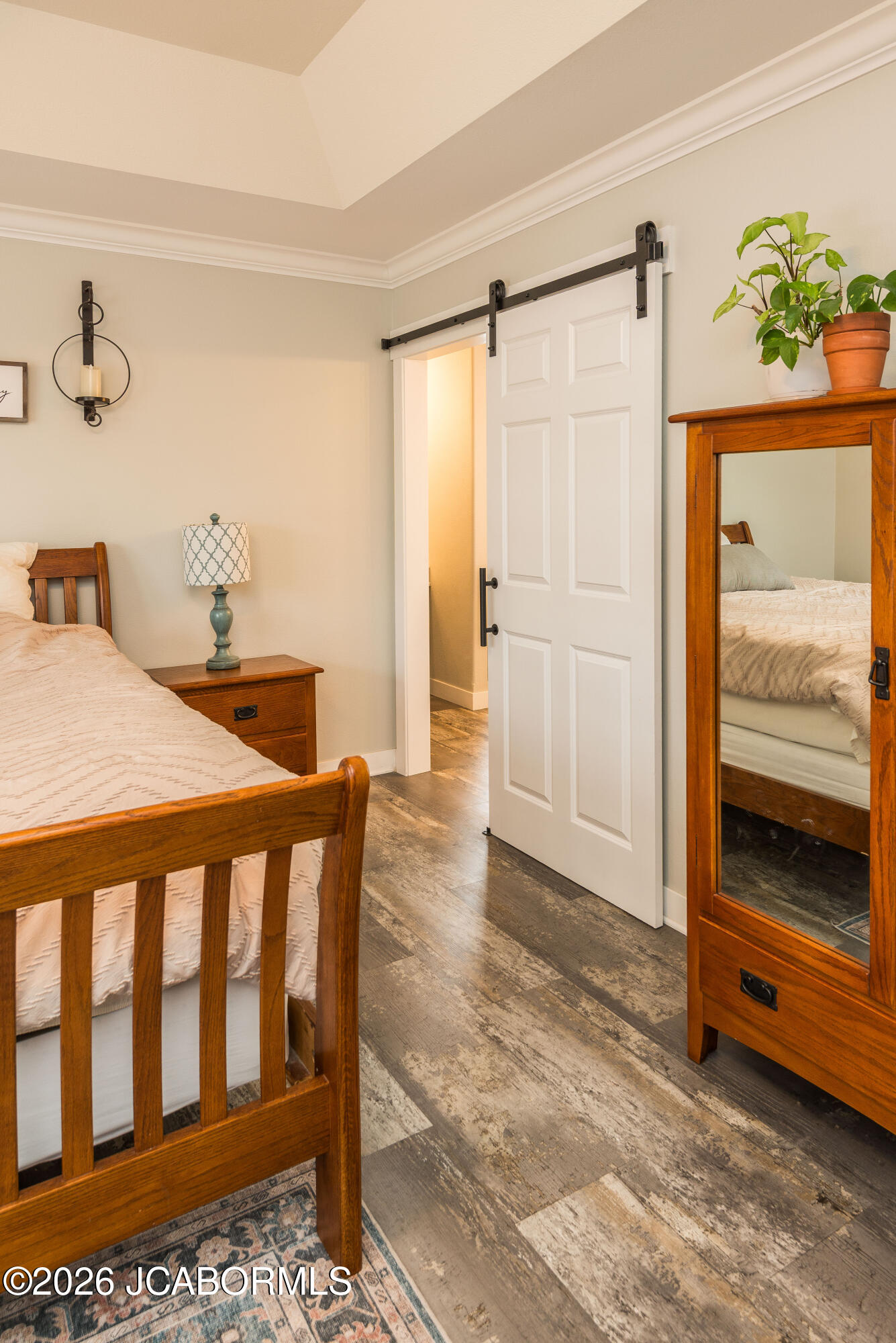 1512 GRANDVALLEY DRIVE