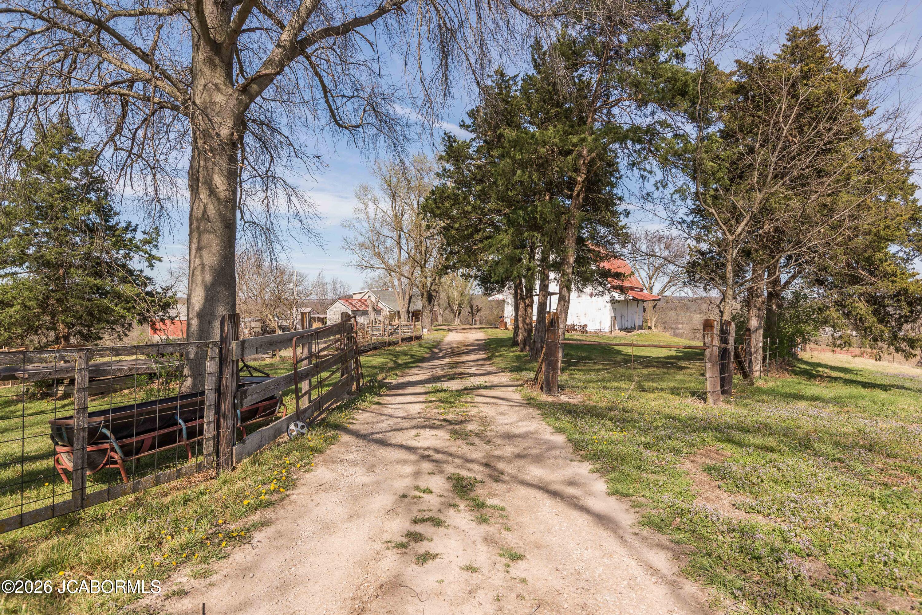 9145 STAGE COACH ROAD