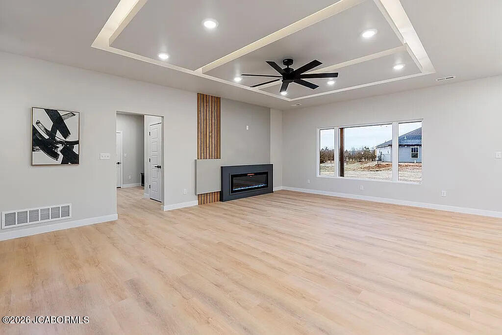 5710 MORNING GLORY COURT