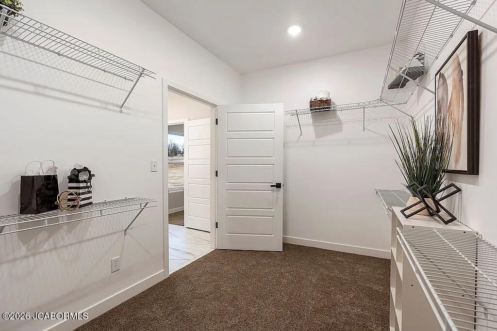 5710 MORNING GLORY COURT