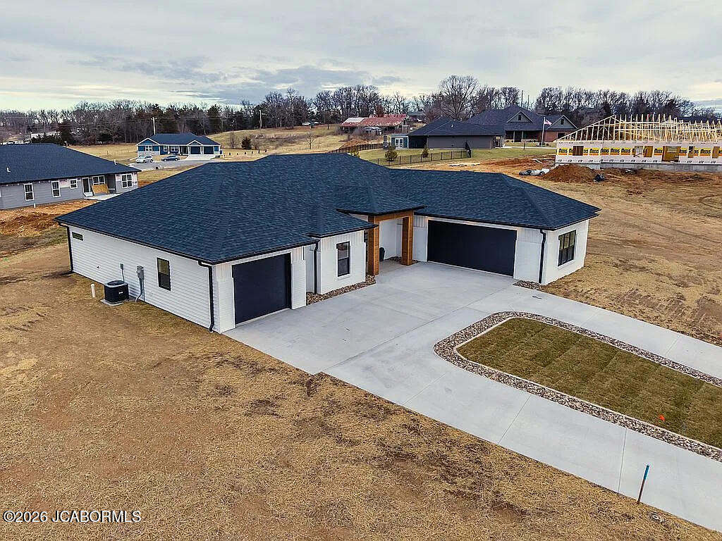 5710 MORNING GLORY COURT