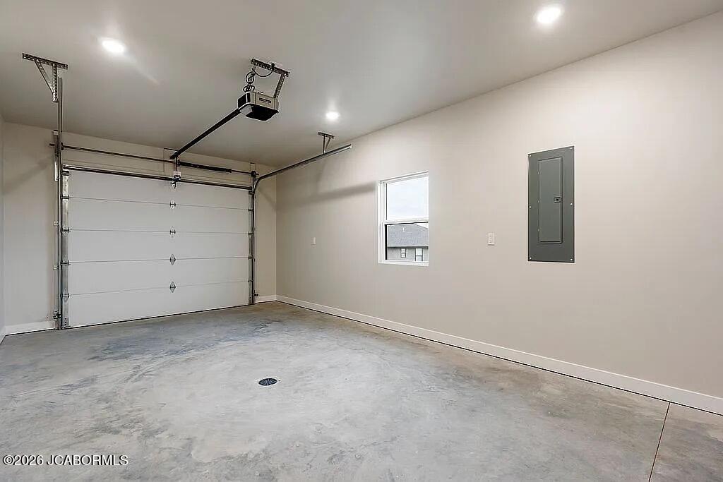 5710 MORNING GLORY COURT