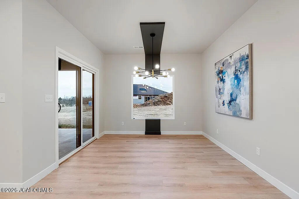 5710 MORNING GLORY COURT