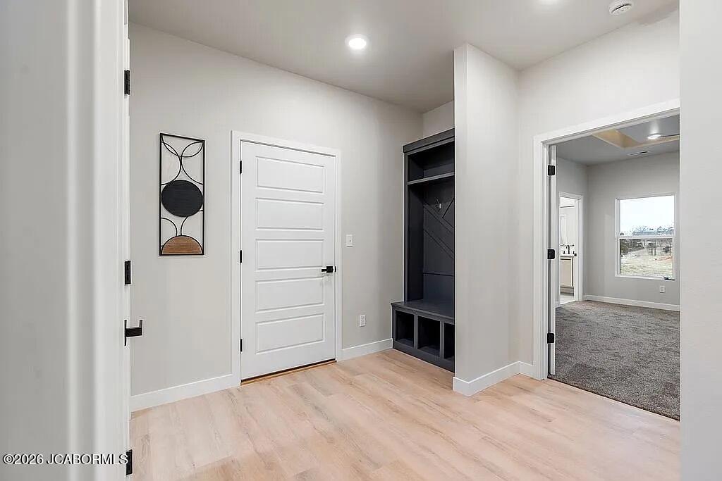 5710 MORNING GLORY COURT