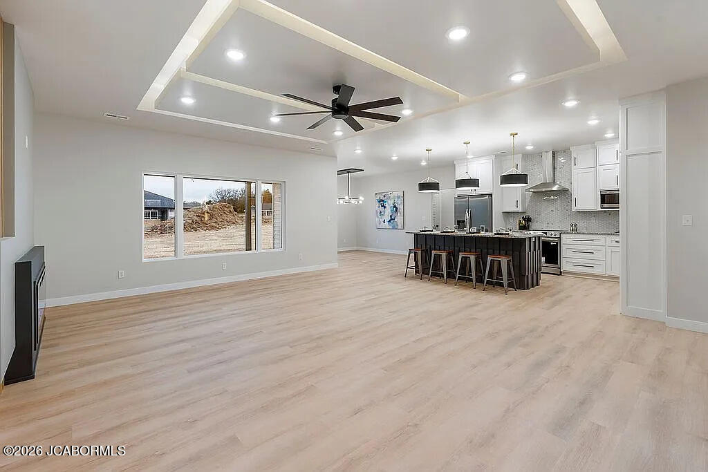 5710 MORNING GLORY COURT