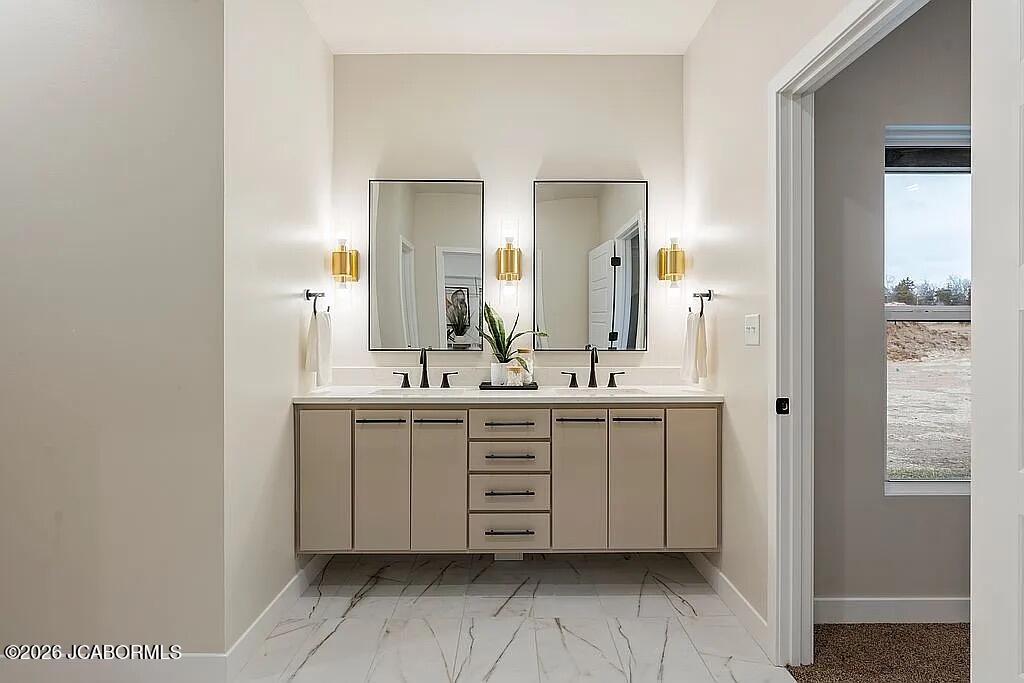 5710 MORNING GLORY COURT