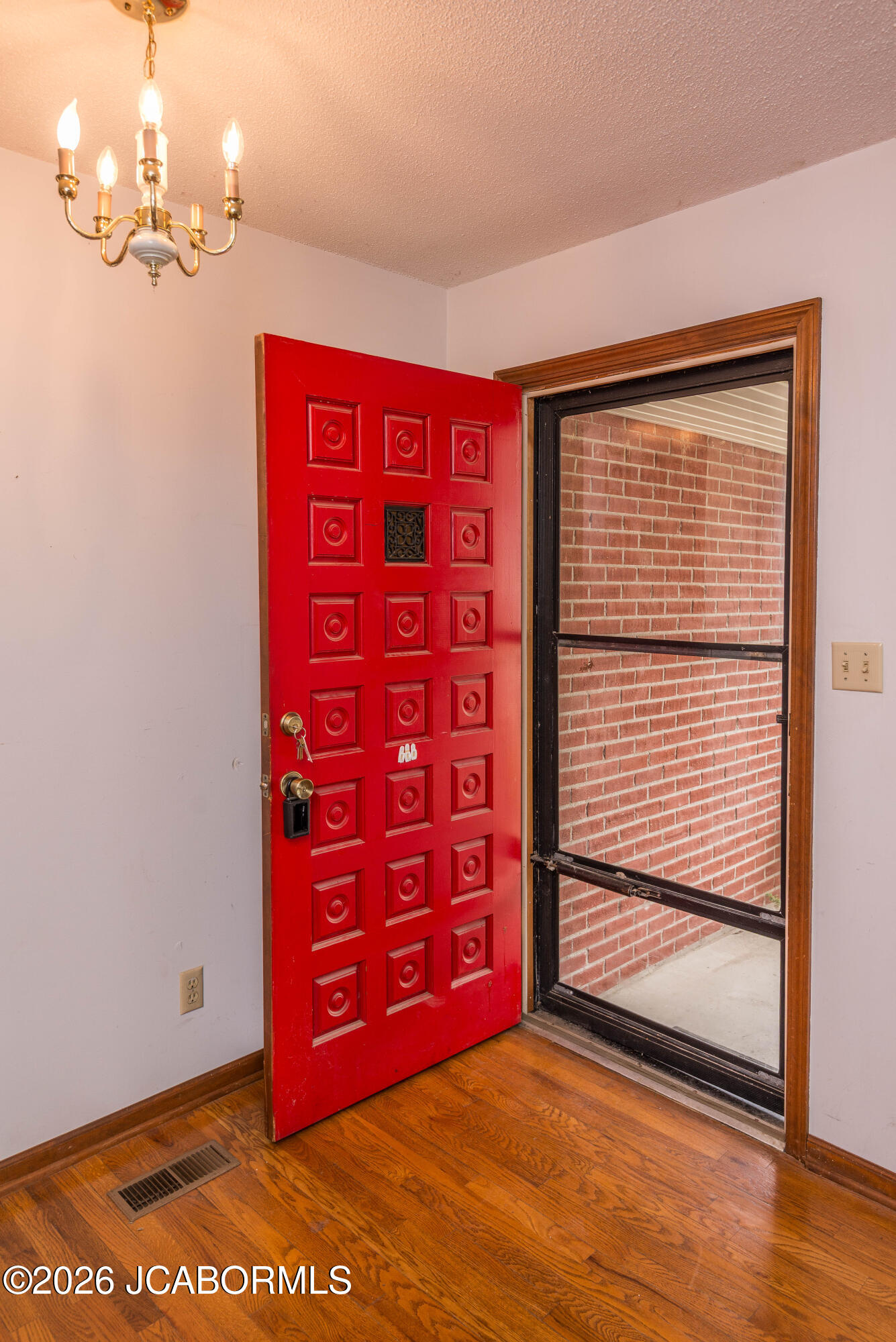 3914 GREENBRIER DRIVE