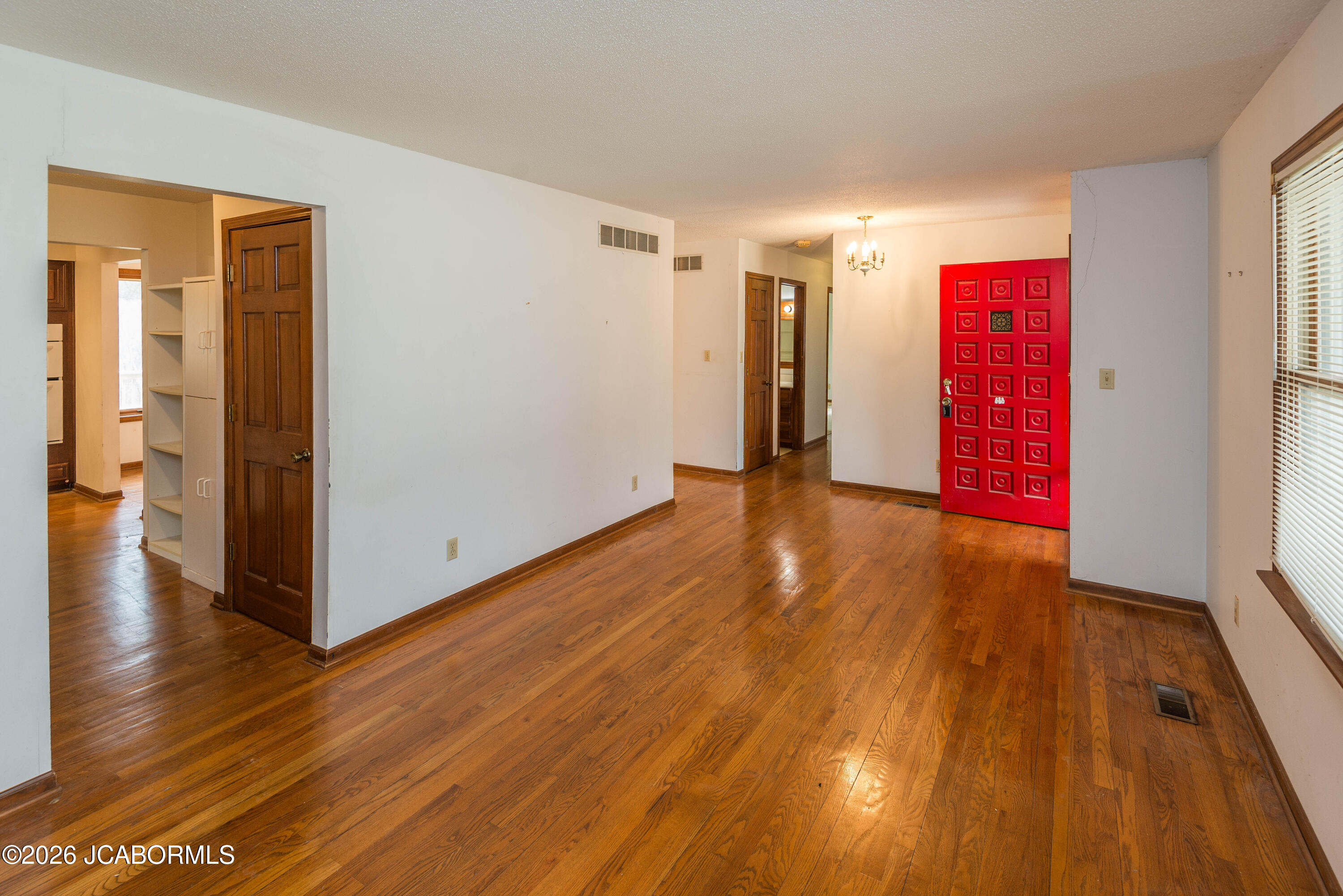 3914 GREENBRIER DRIVE