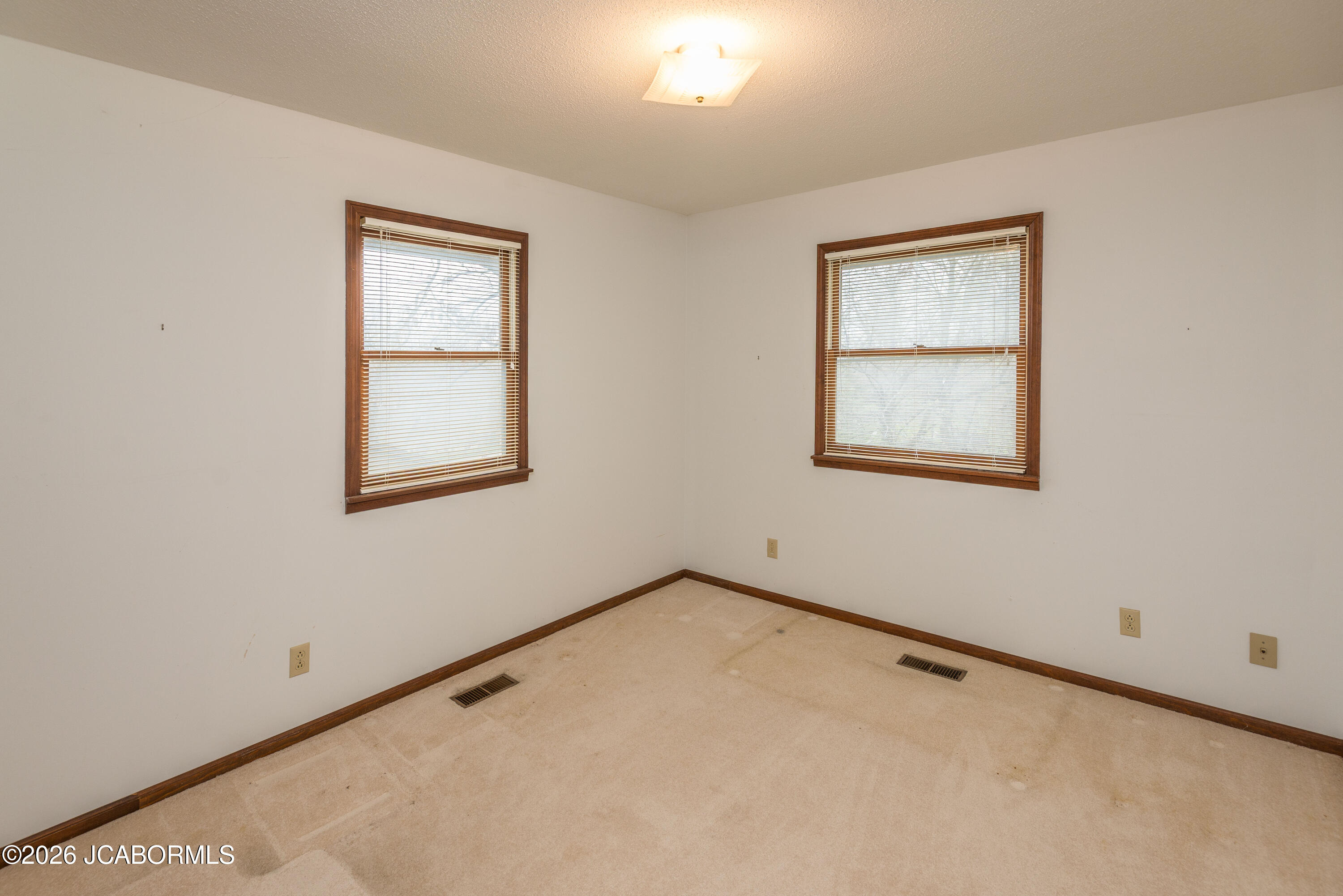 3914 GREENBRIER DRIVE