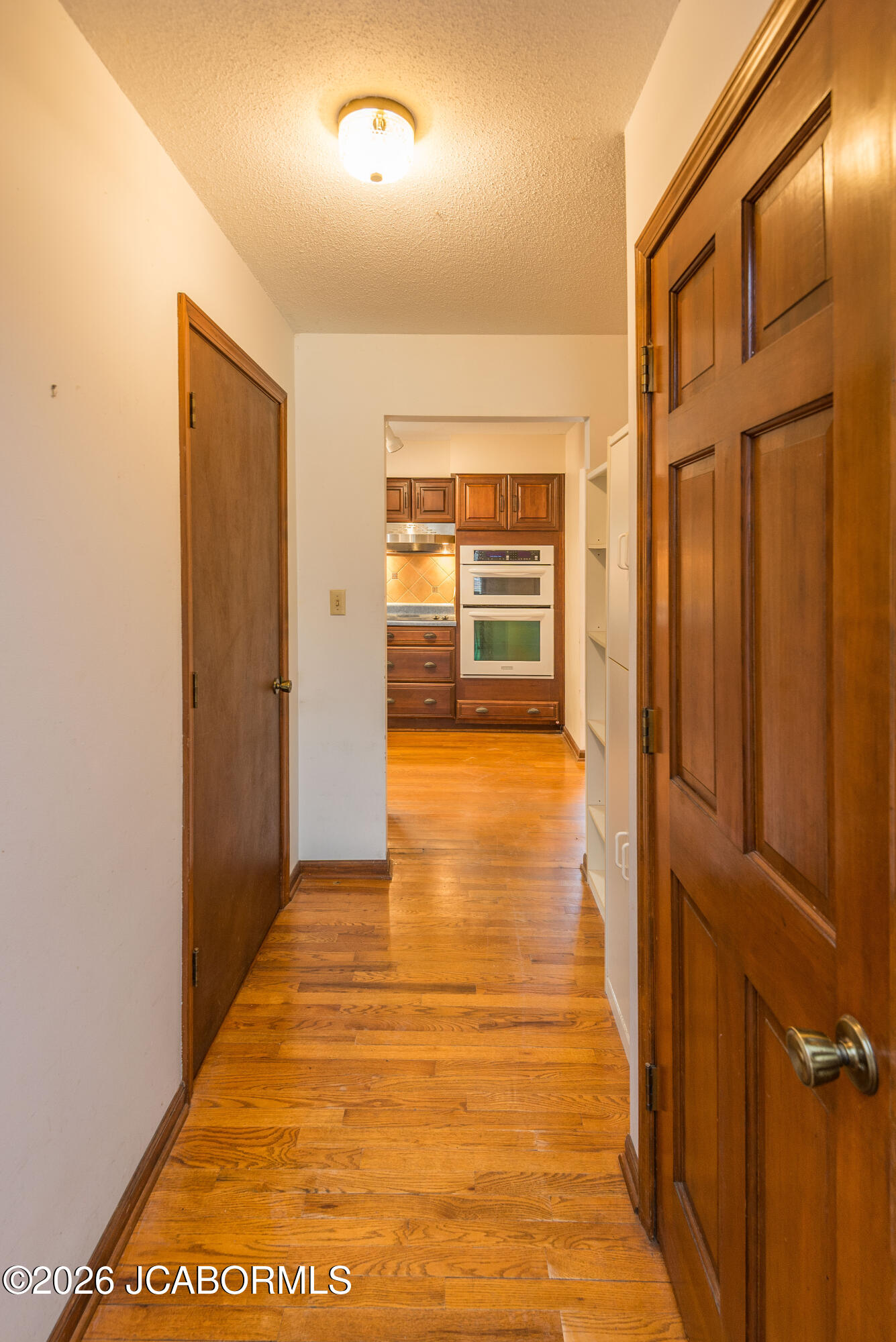 3914 GREENBRIER DRIVE