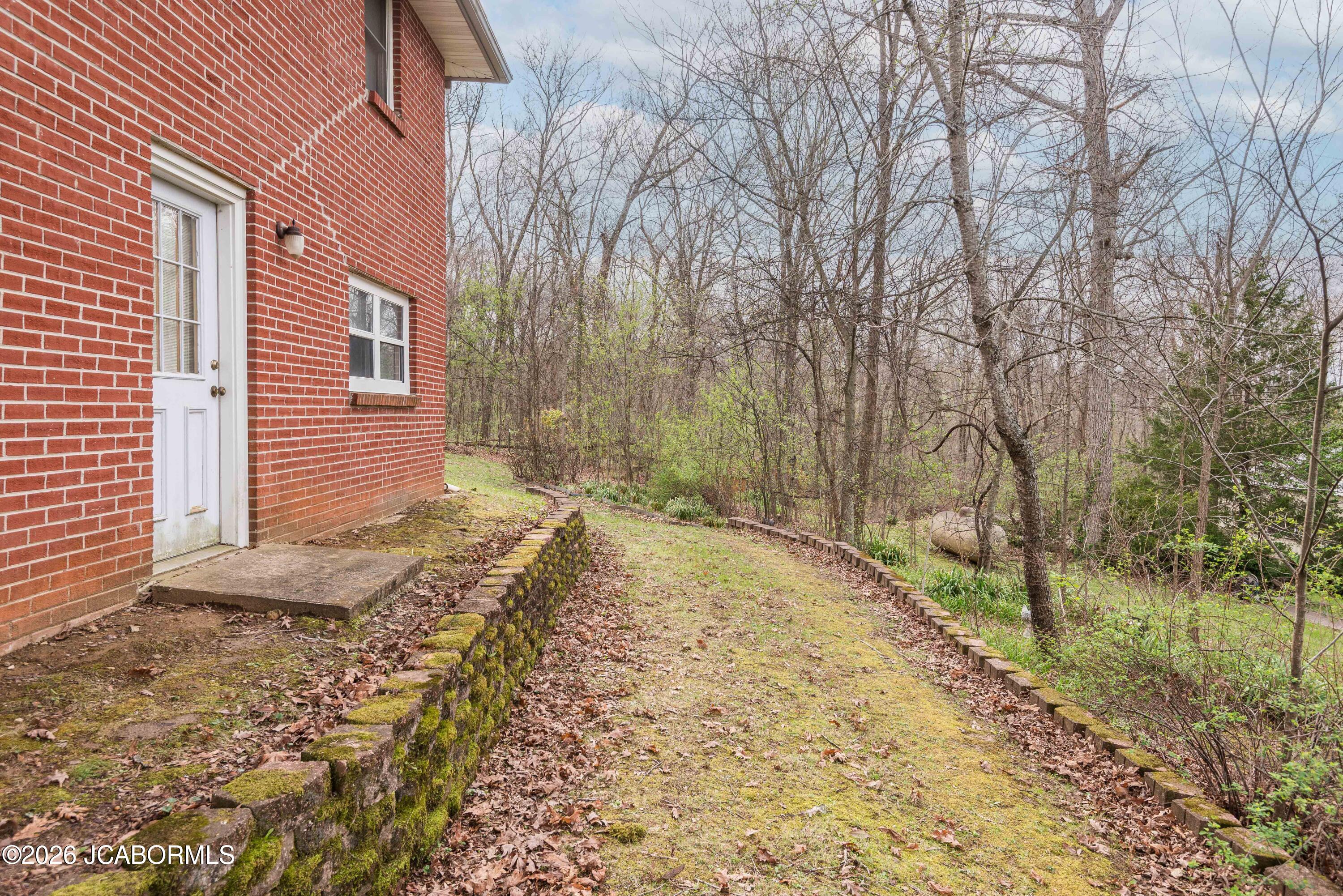 3914 GREENBRIER DRIVE