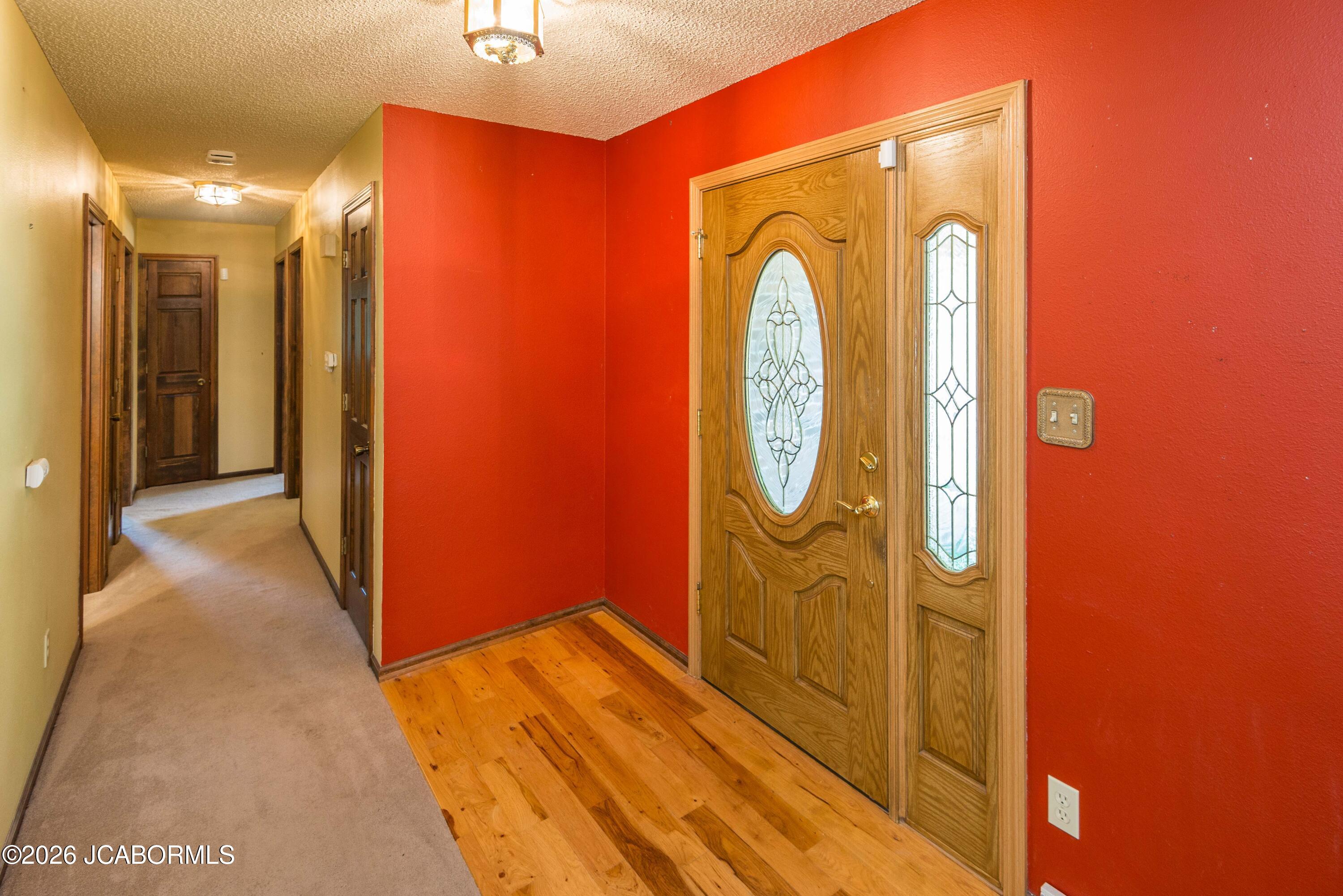 105 KINGSBURY COURT