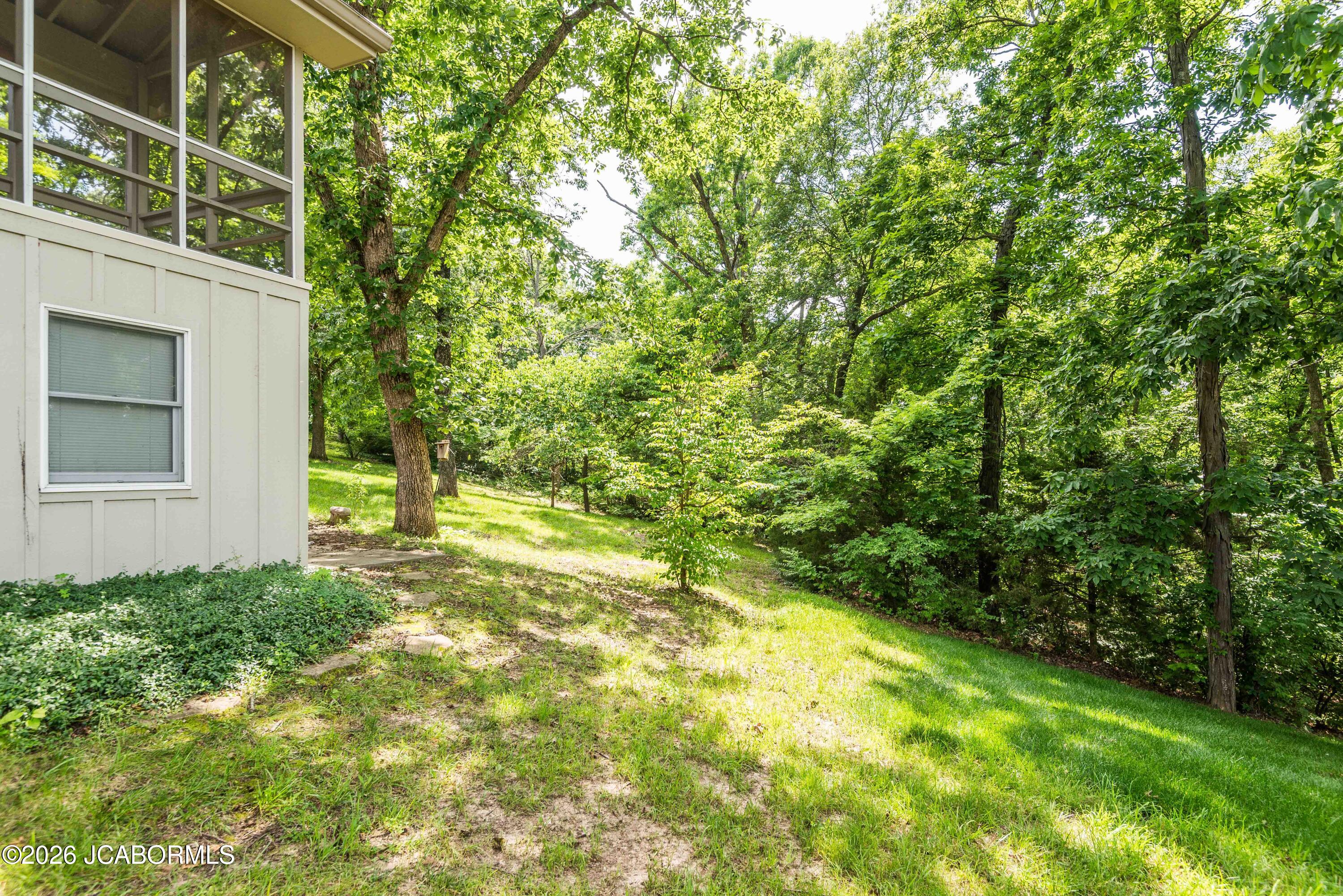 105 KINGSBURY COURT