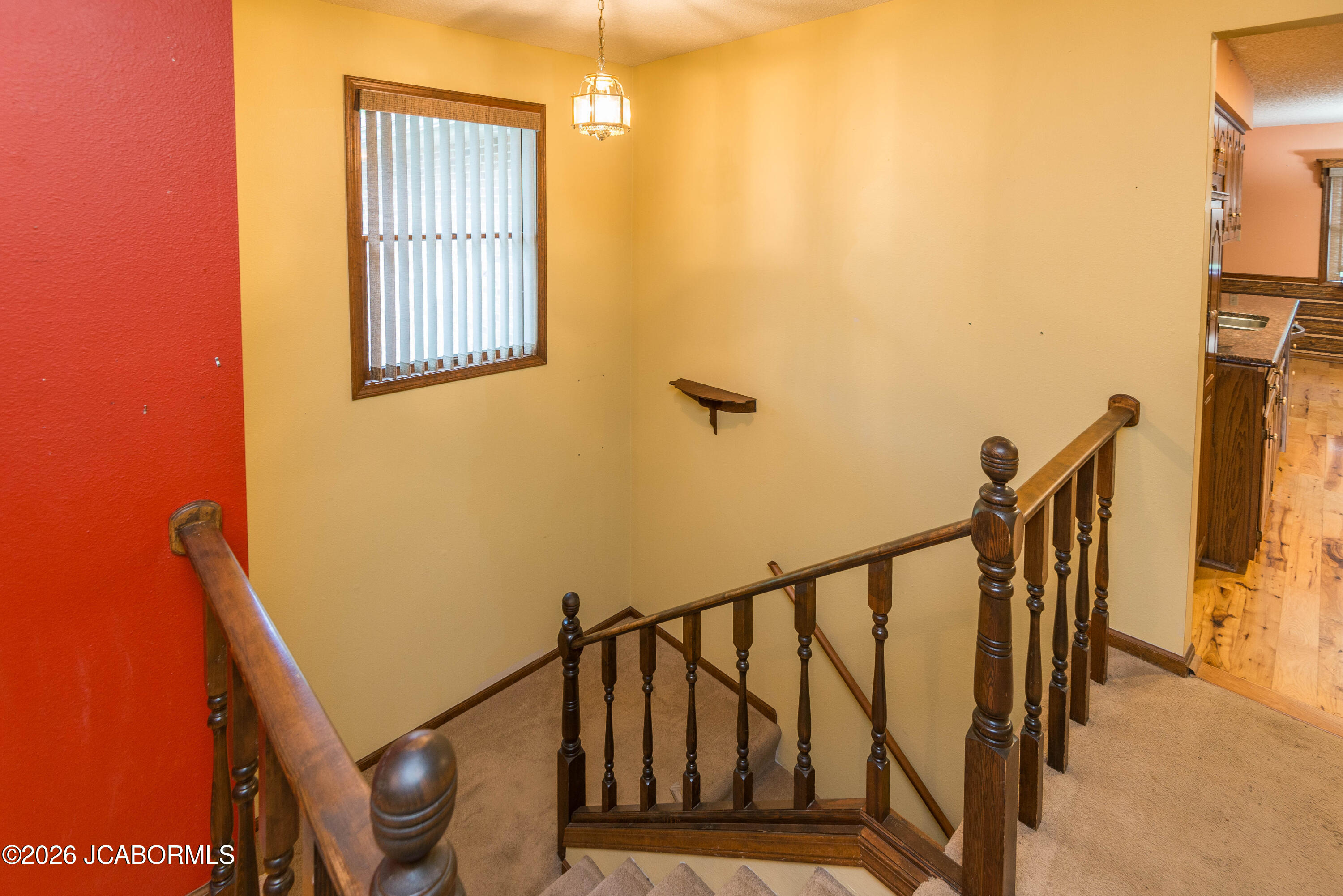 105 KINGSBURY COURT