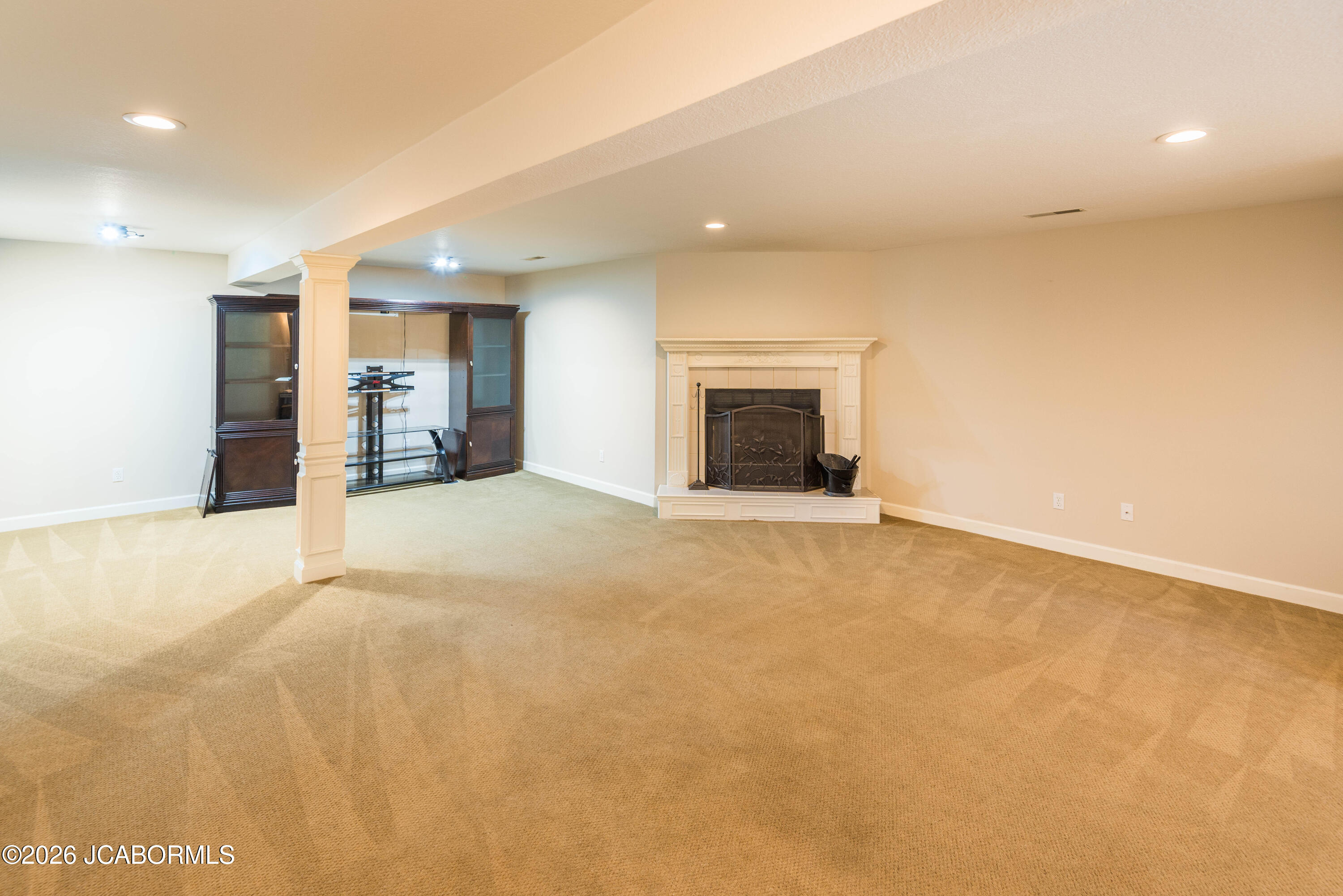 4708 KINGSBURY ROW
