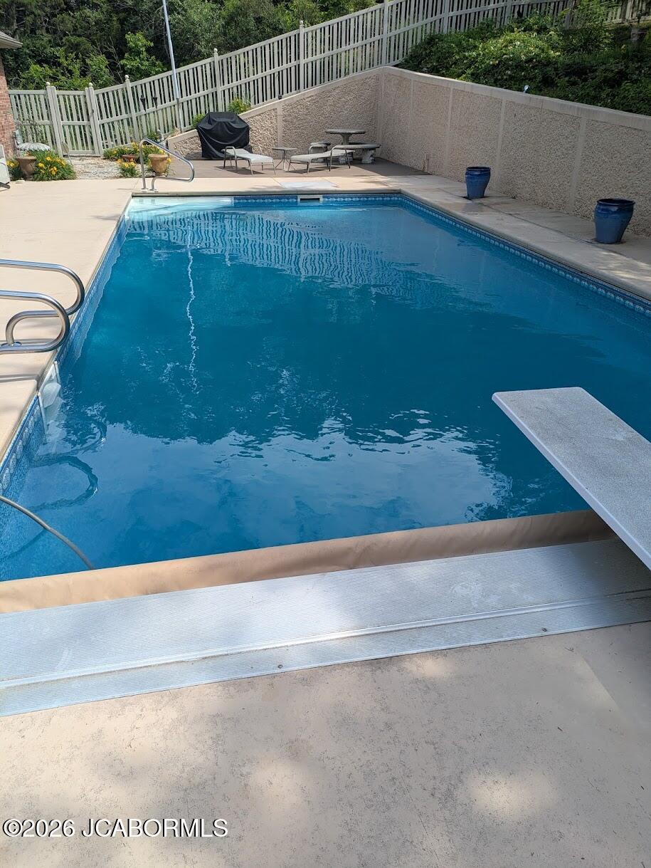 124 & 128 DEL MAR DRIVE