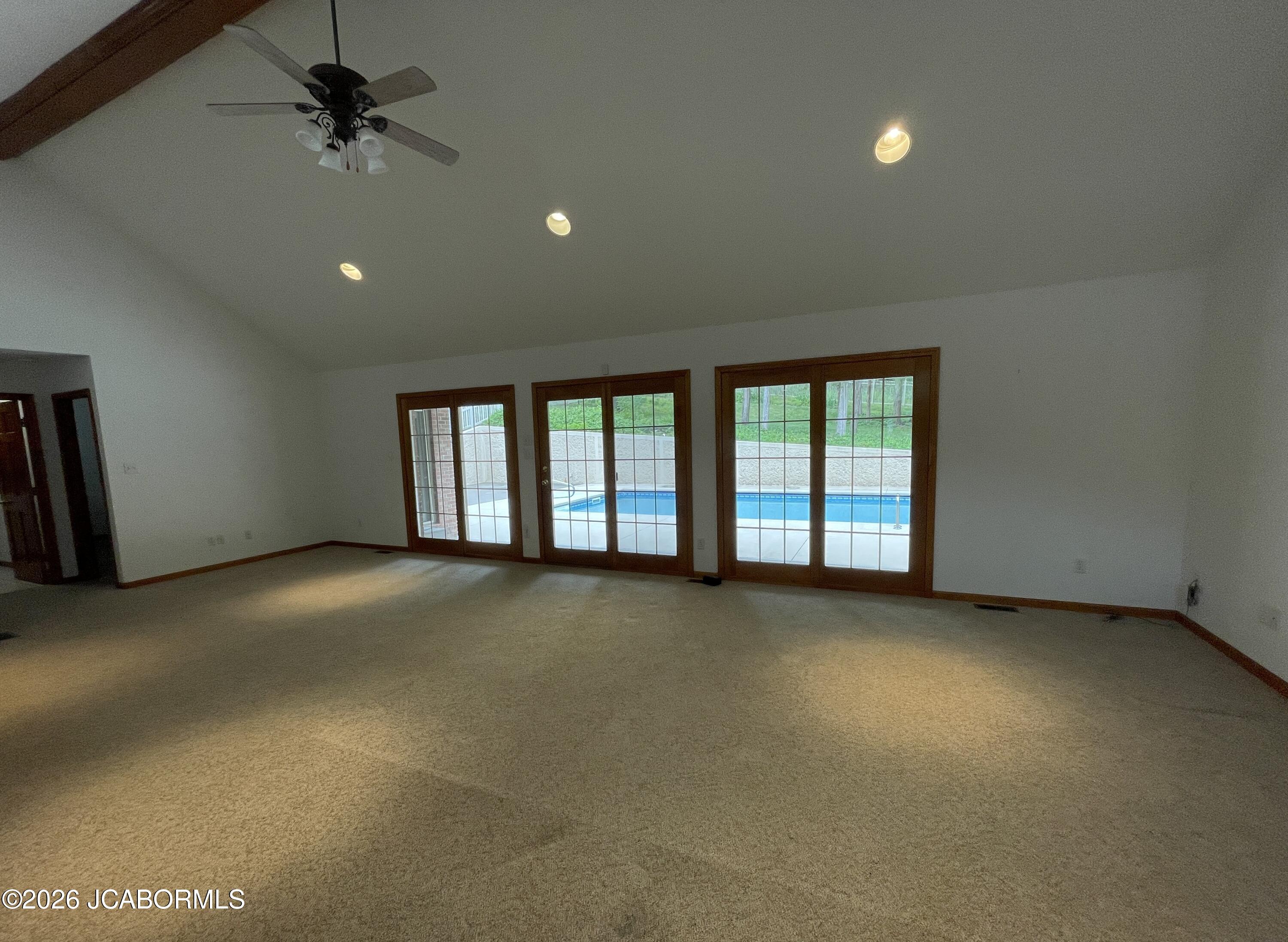 124 & 128 DEL MAR DRIVE