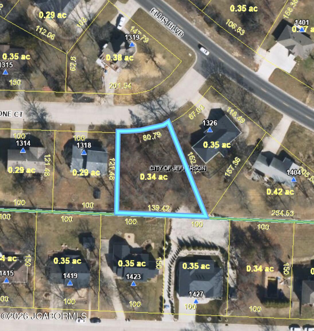1322 GLADSTONE COURT