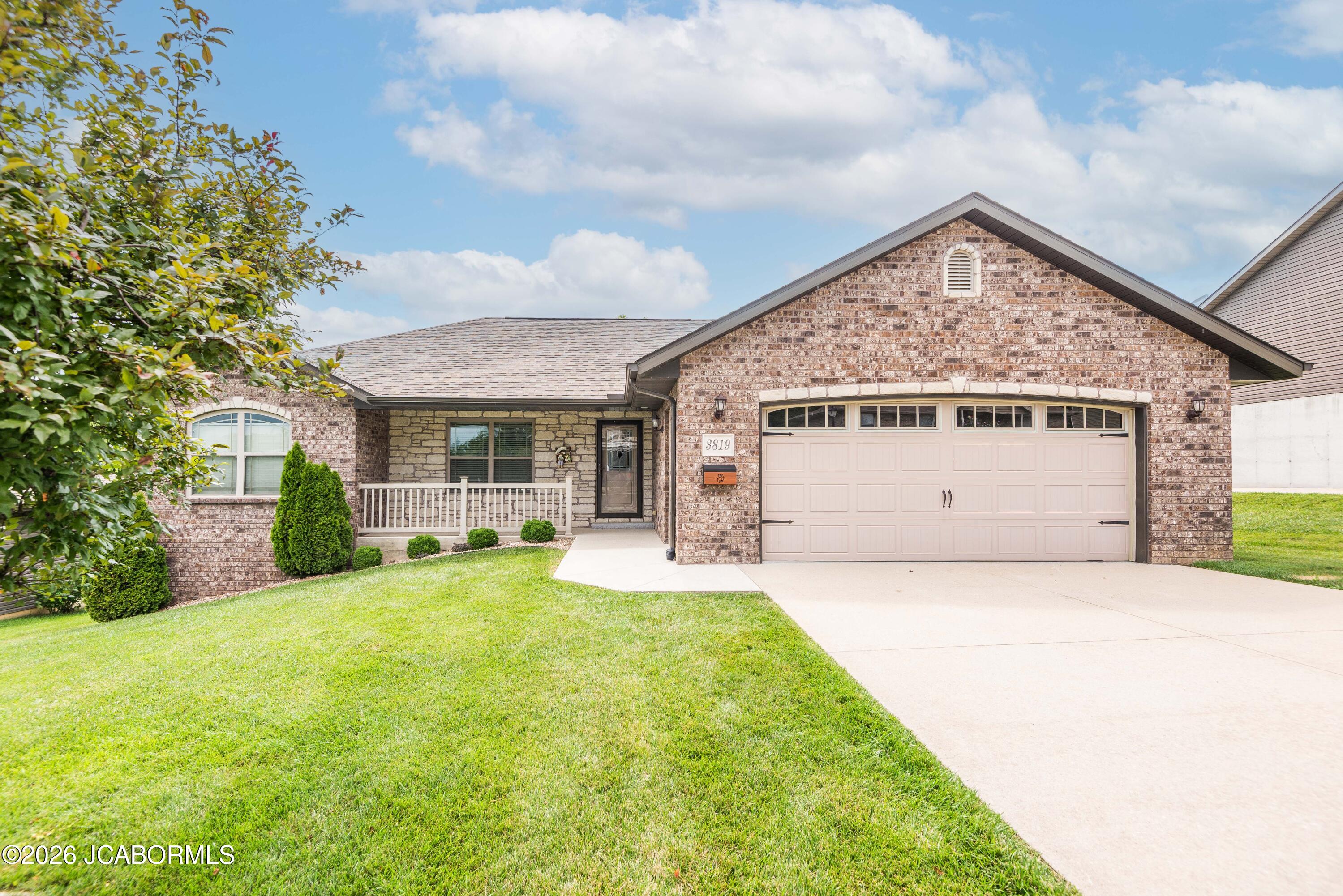 3819 RILEY COURT