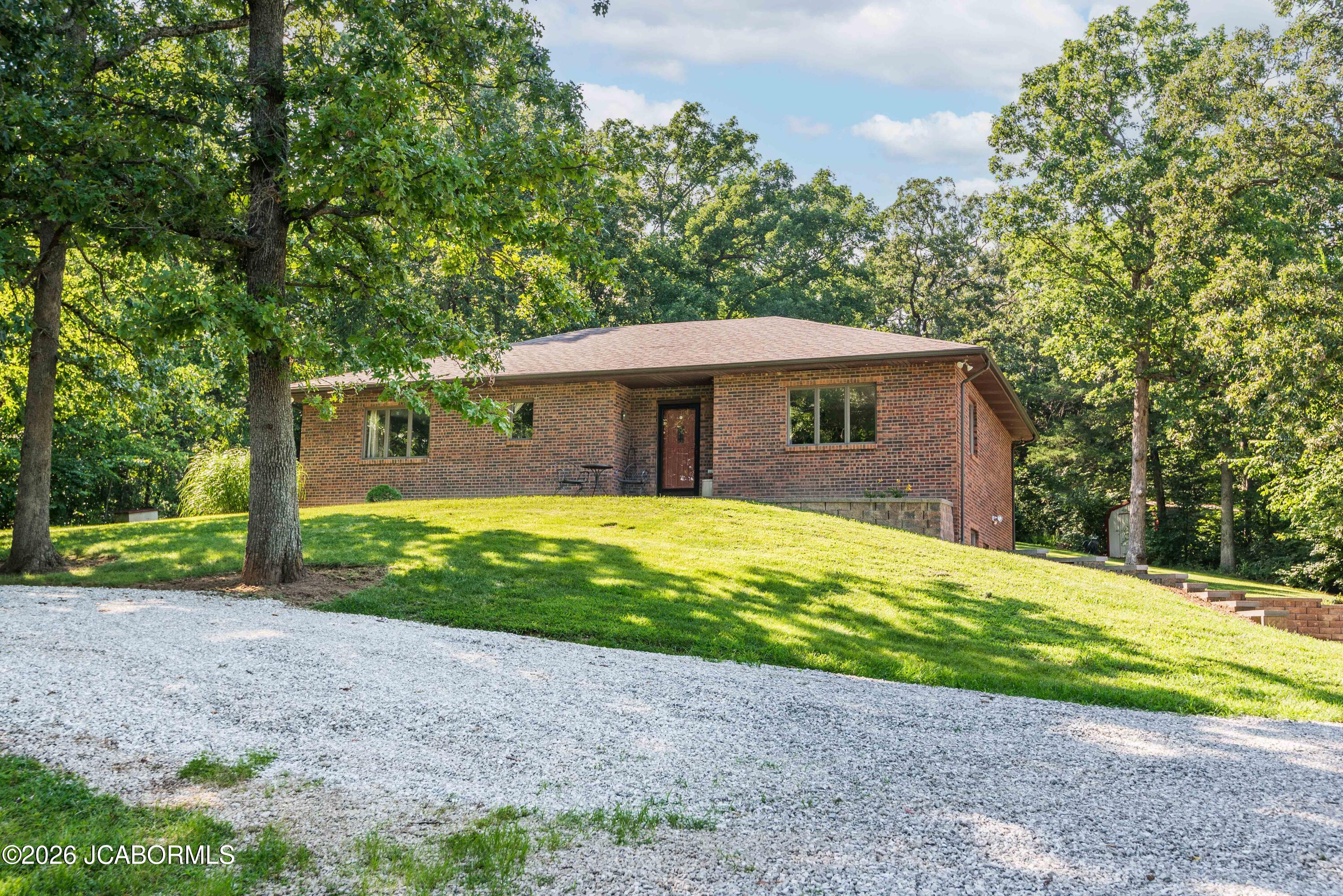 2832 FISCHER ROAD