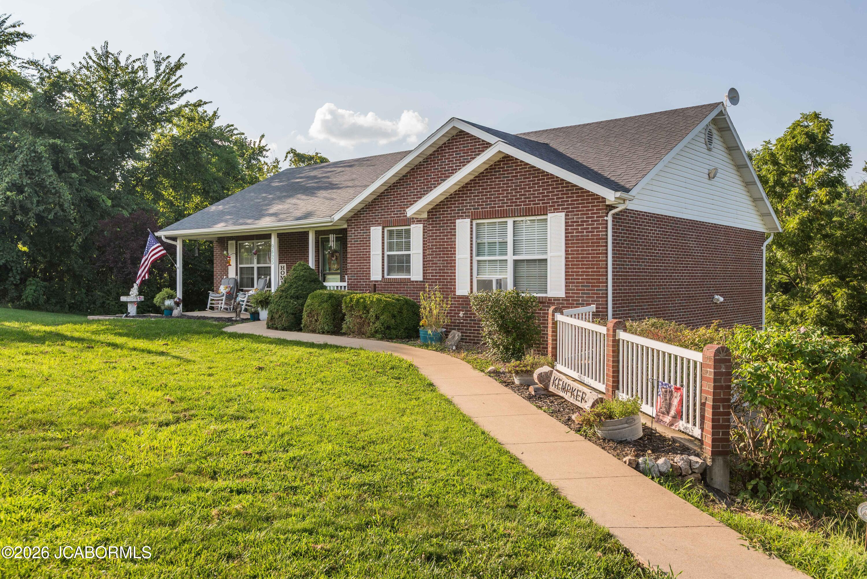 9425 STONEY GAP ROAD