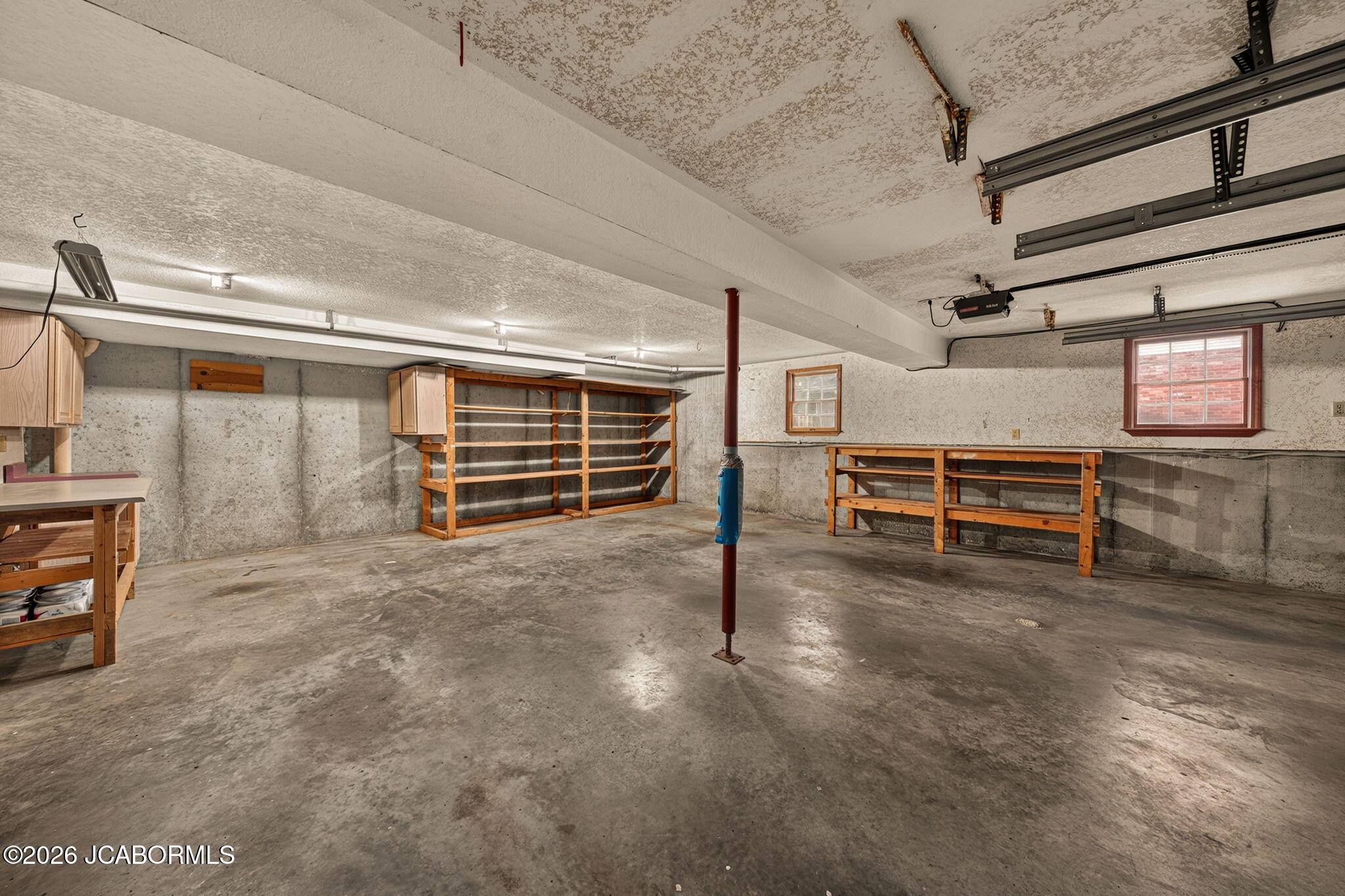 1711 DELTA PLACE